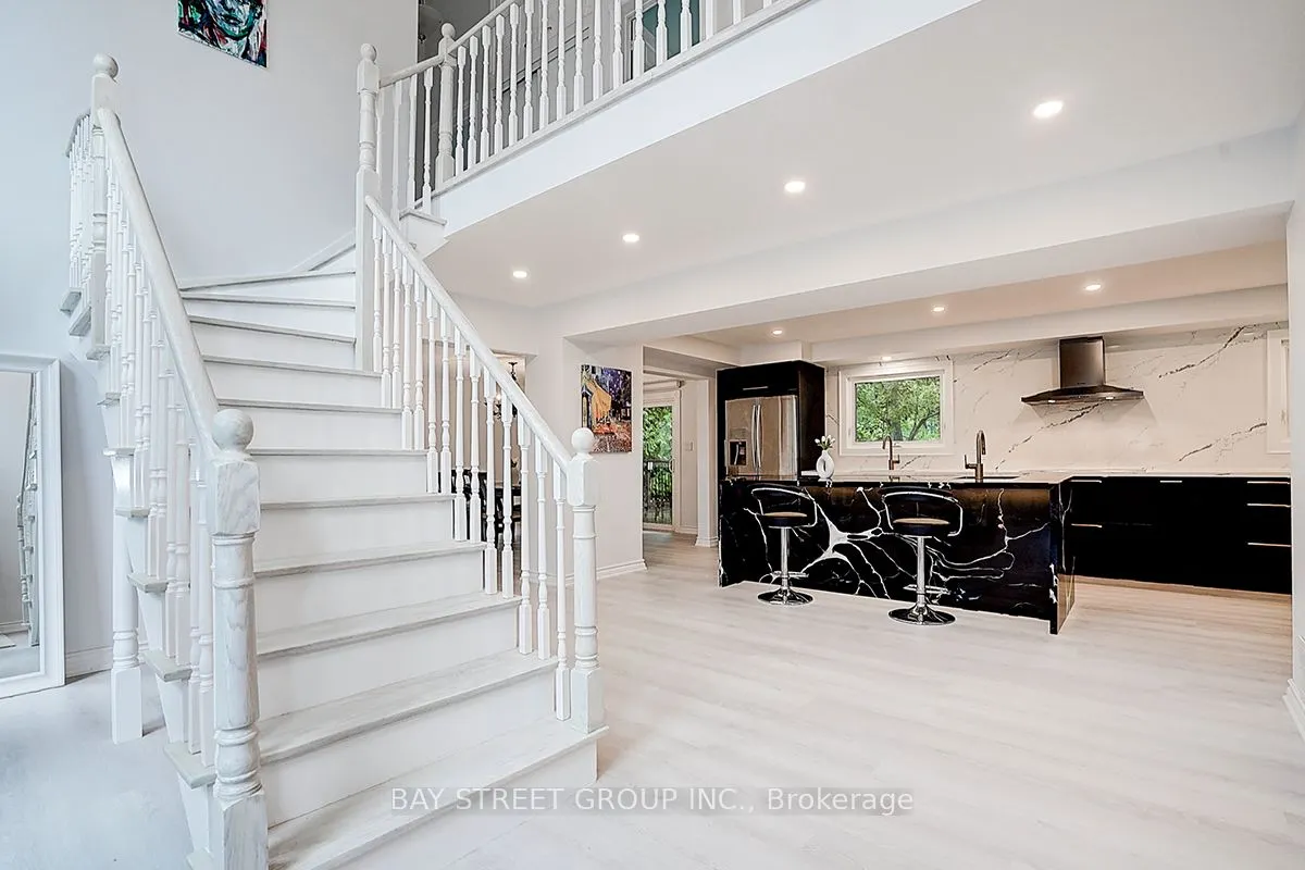 8 Waterbend Drive