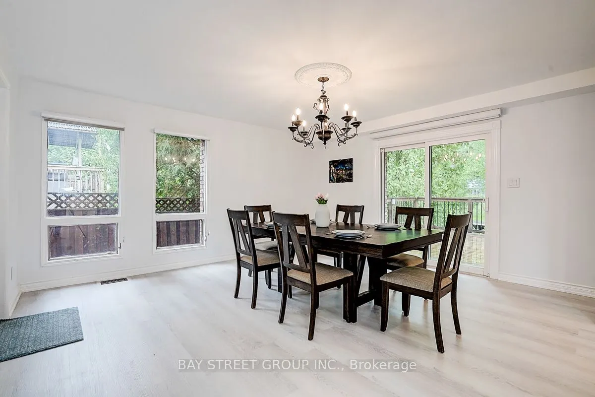 8 Waterbend Drive