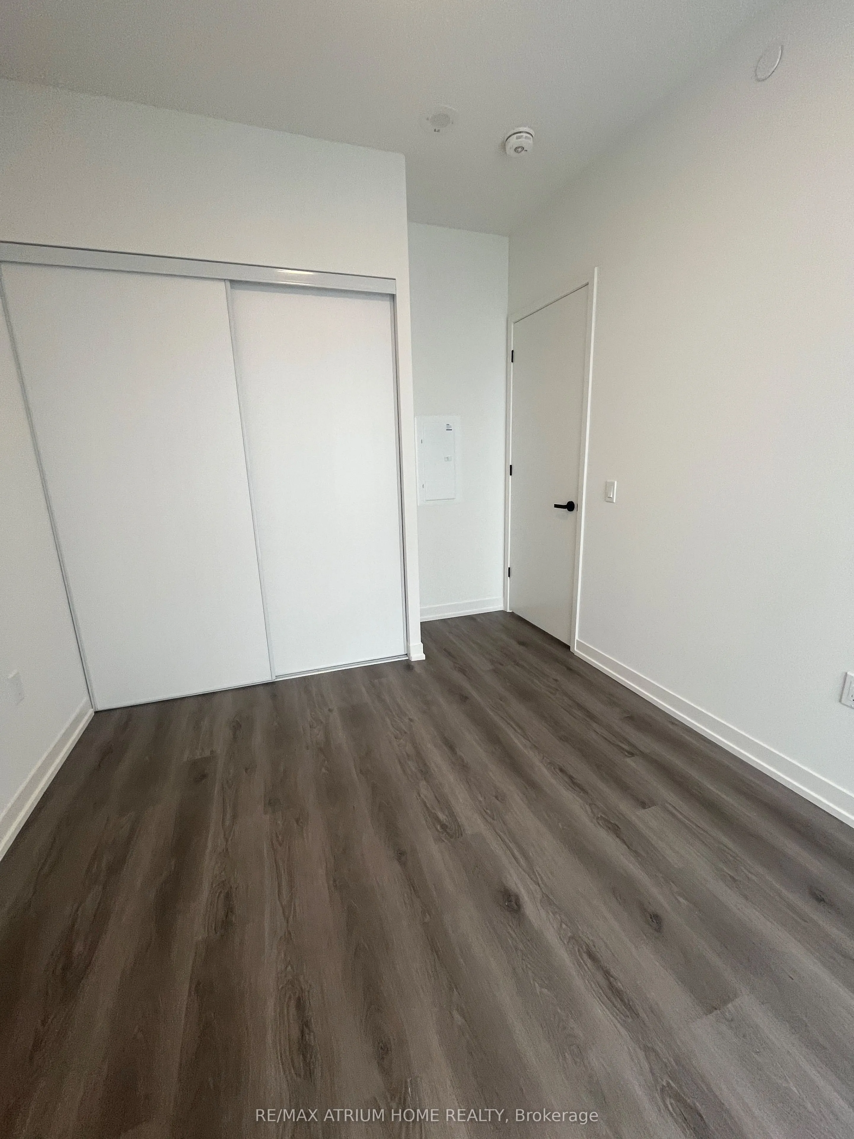28 Interchange Way, #3802