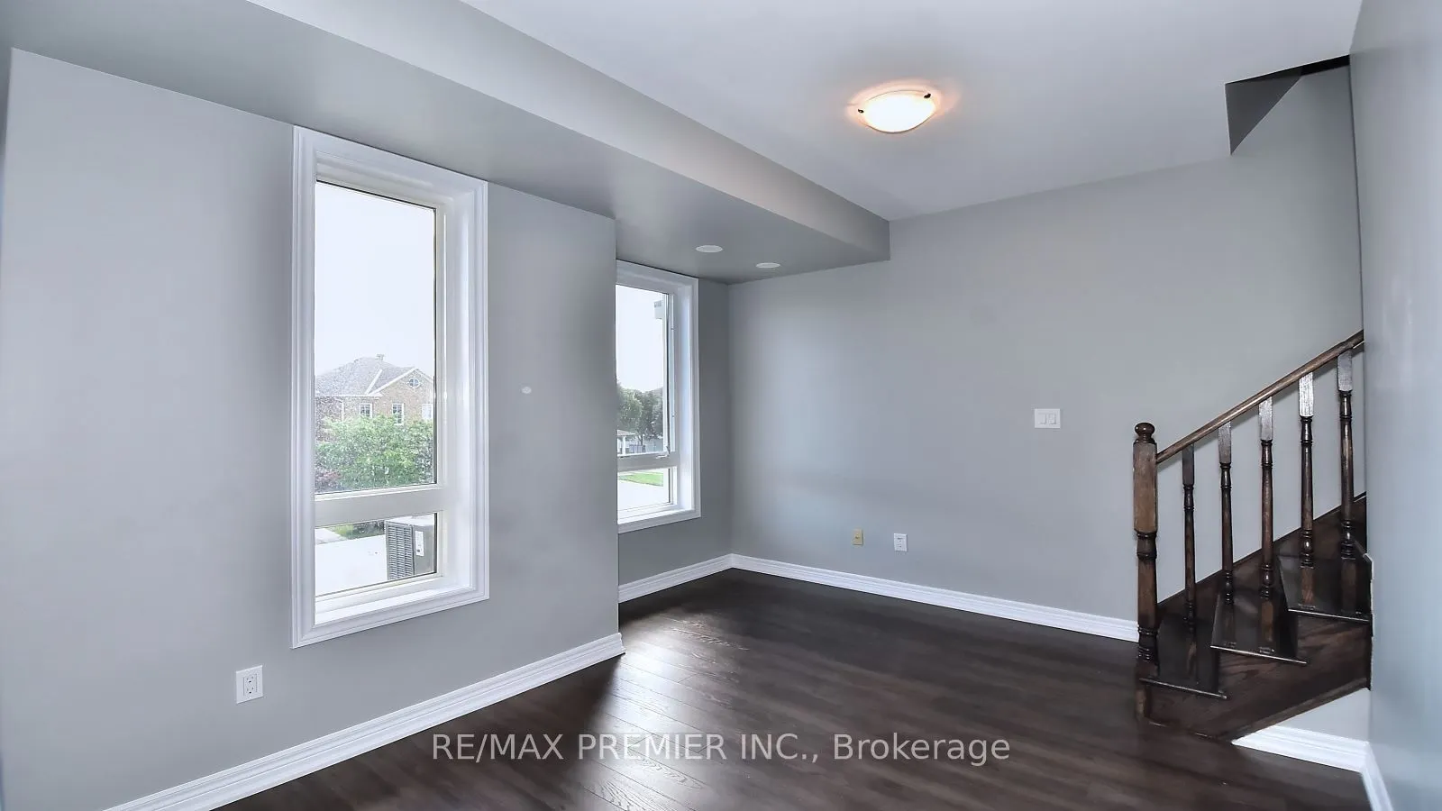 105 Kayla Crescent, #10