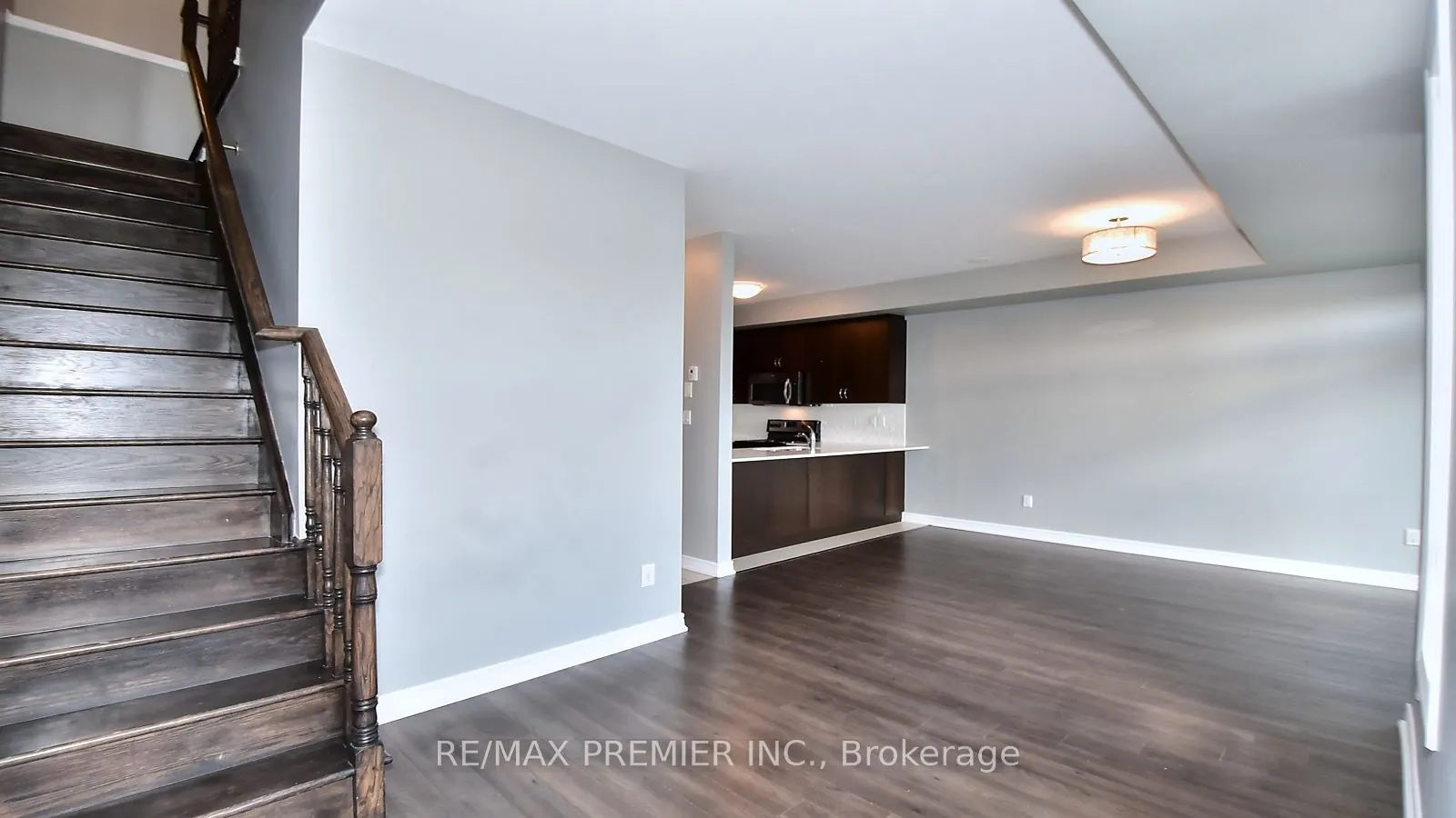 105 Kayla Crescent, #10
