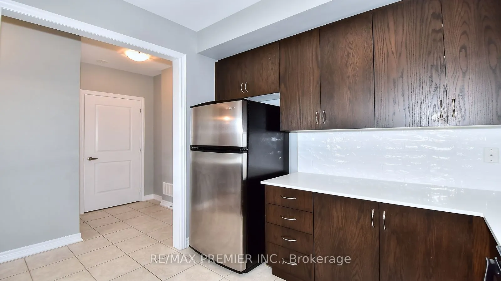 105 Kayla Crescent, #10