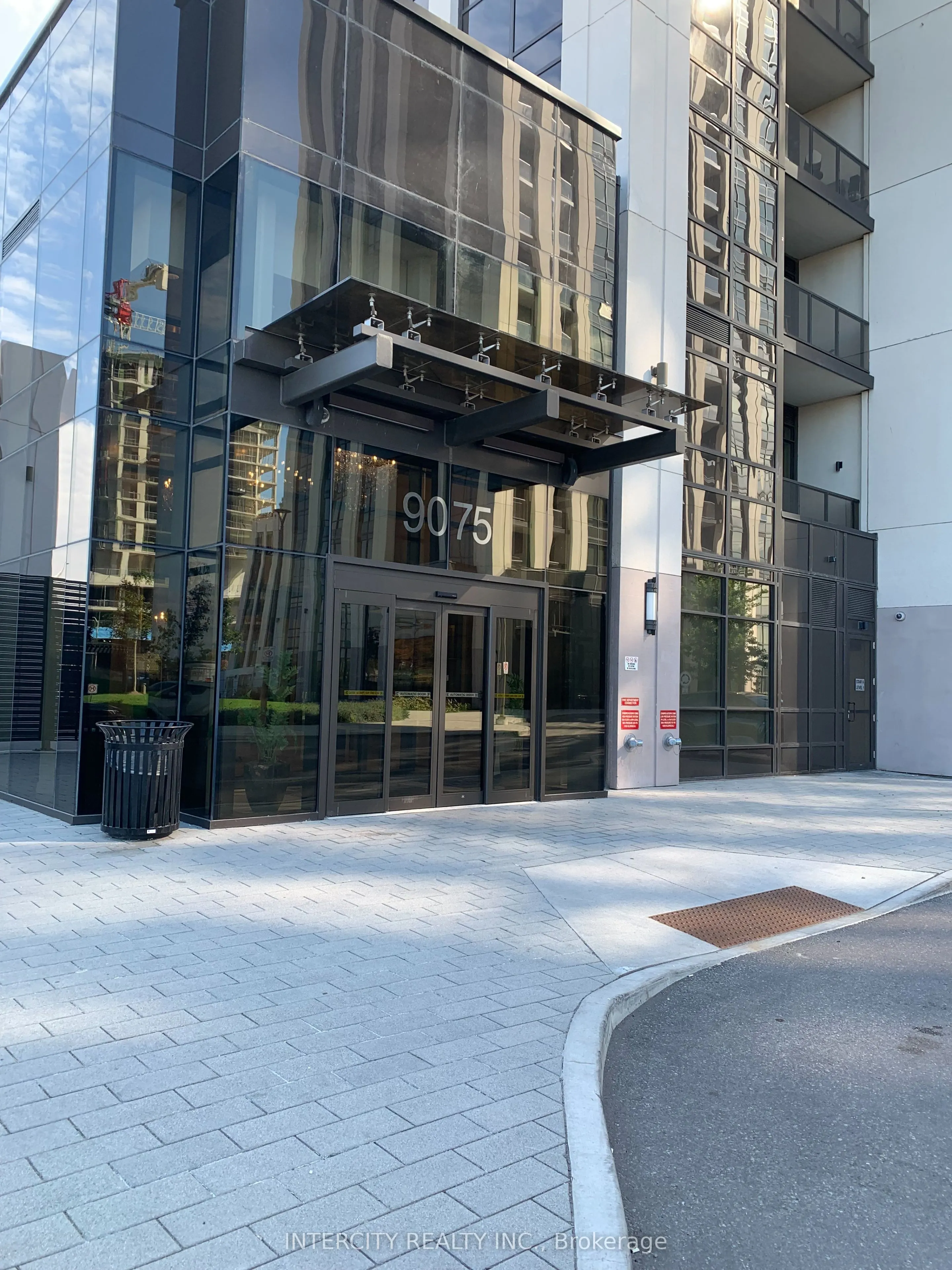 9075 Jane Street, #1601