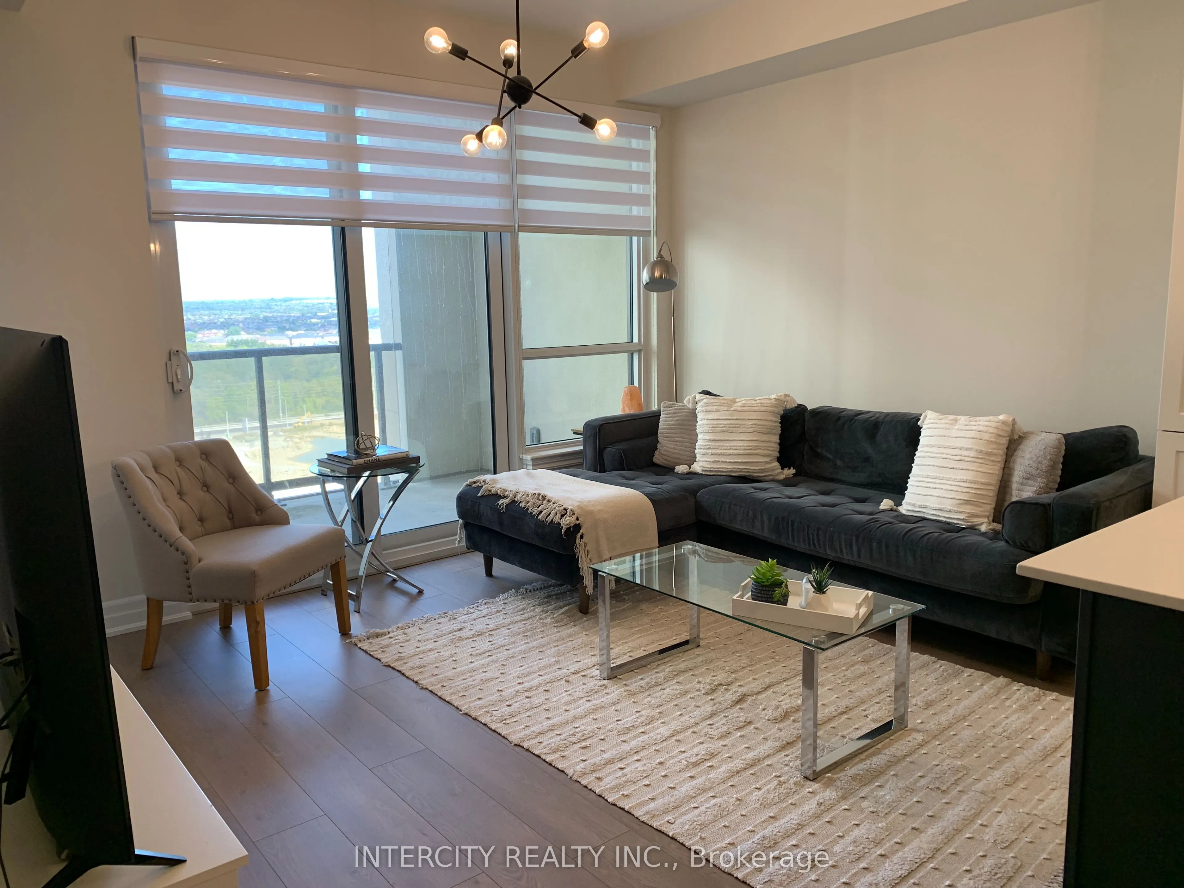 9075 Jane Street, #1601