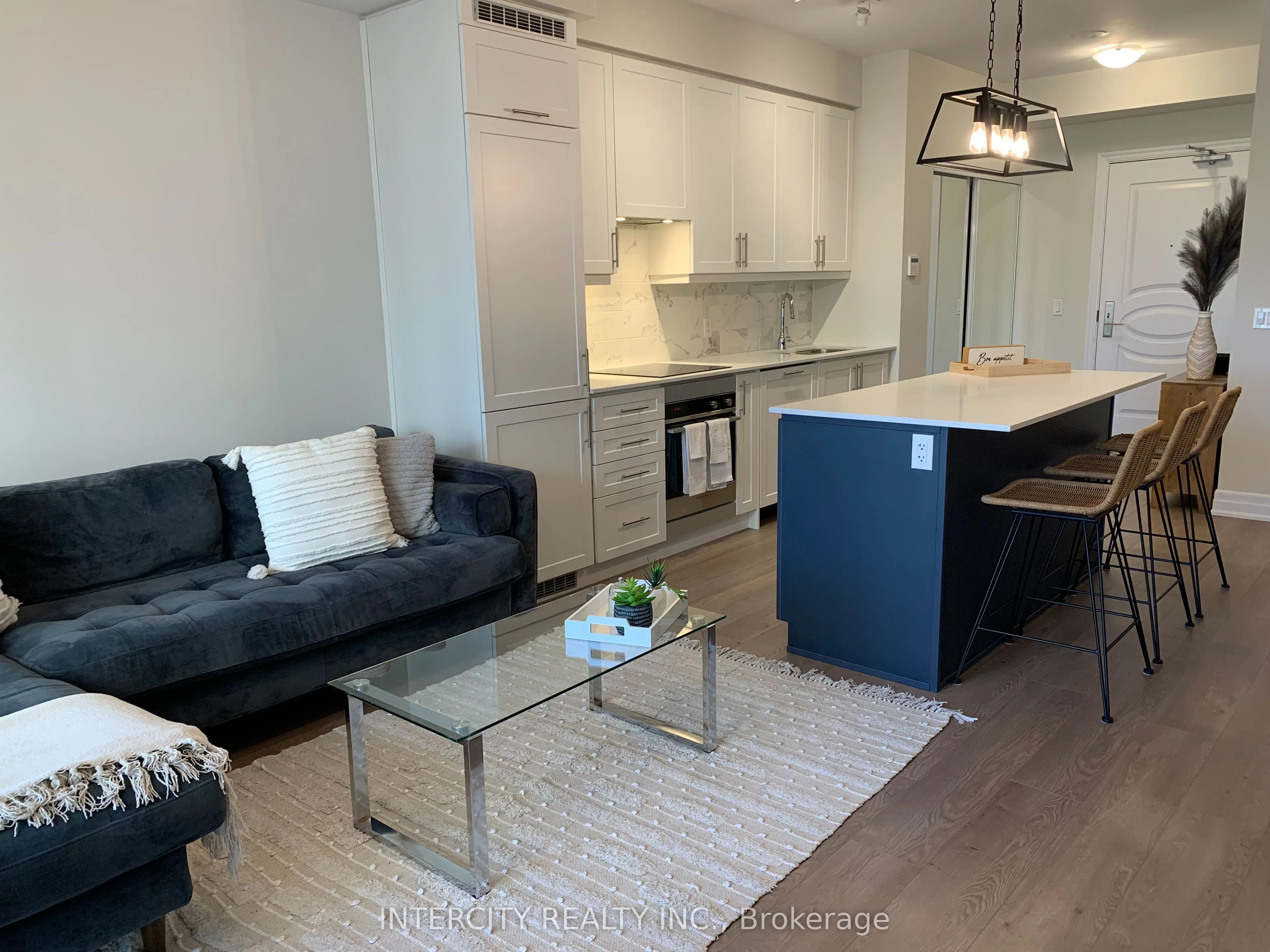 9075 Jane Street, #1601