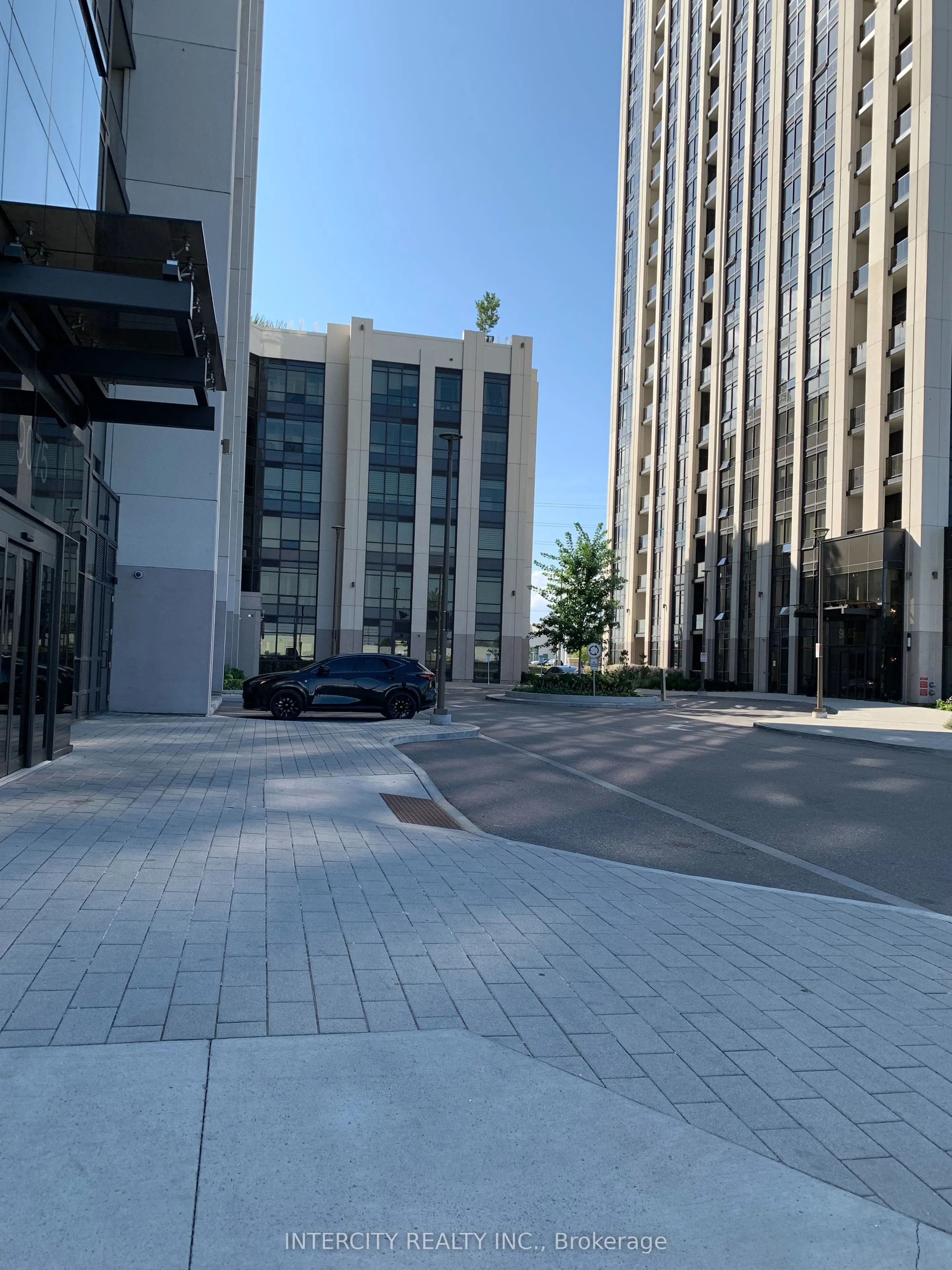 9075 Jane Street, #1601