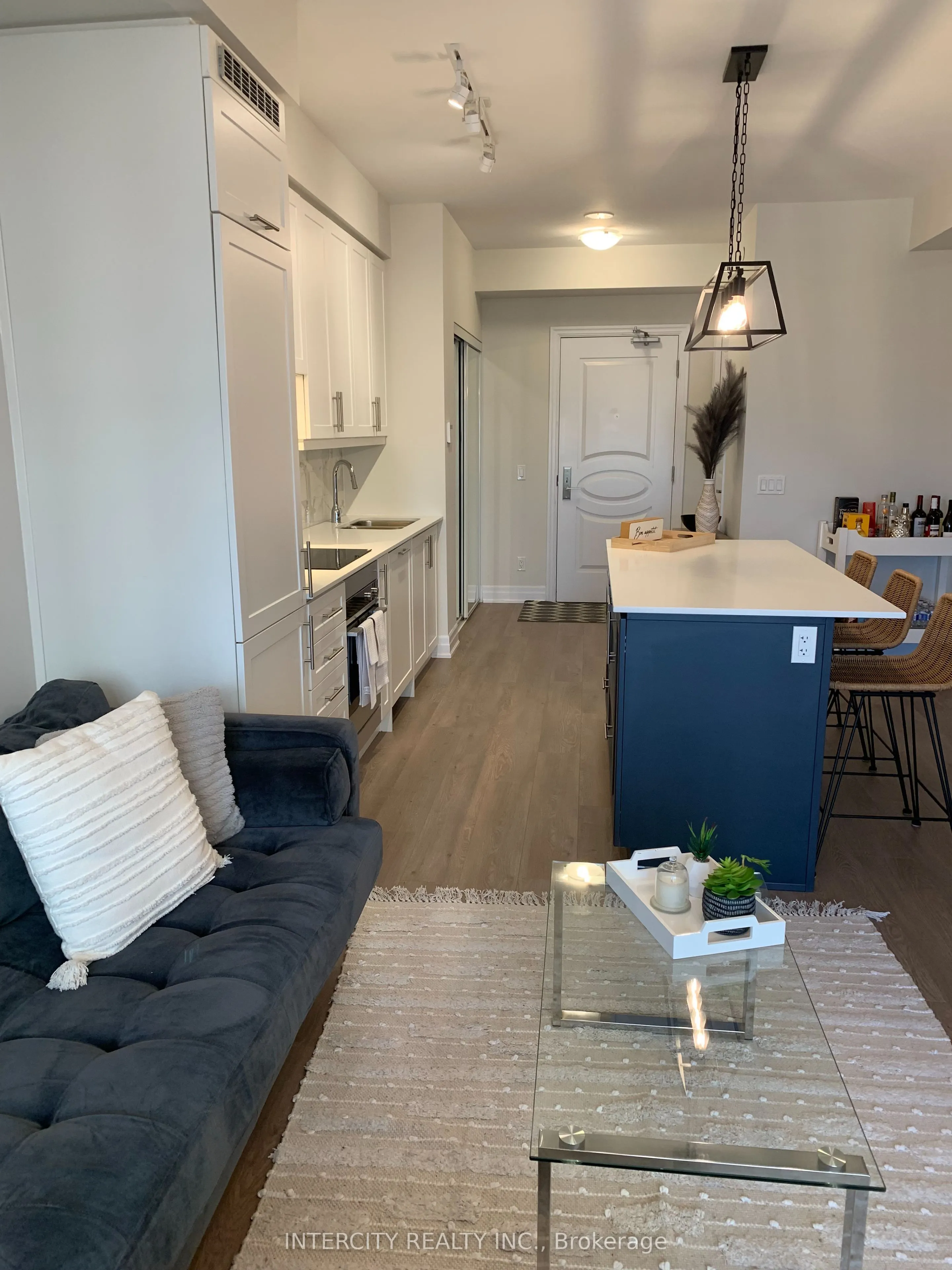 9075 Jane Street, #1601