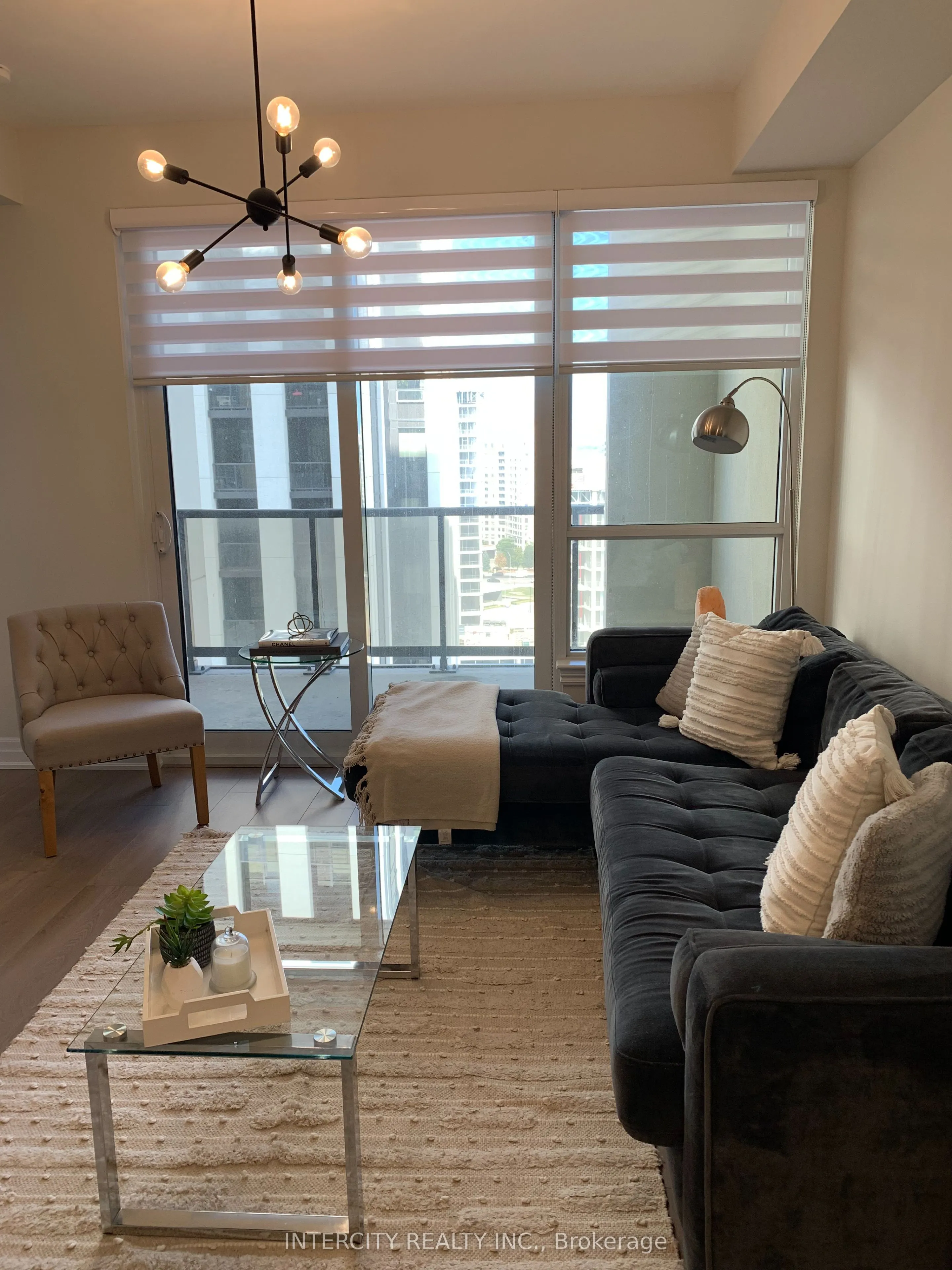 9075 Jane Street, #1601