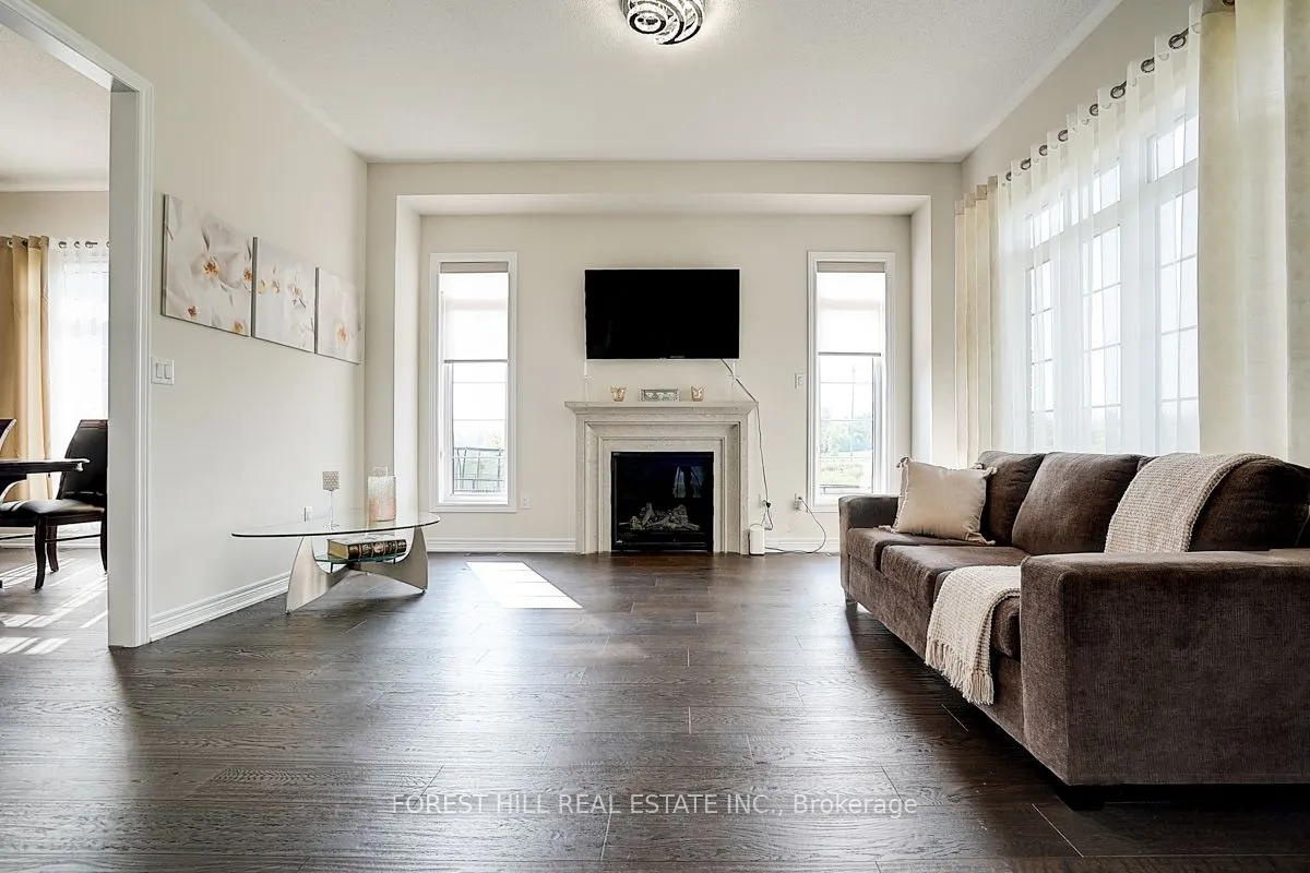 21 Dorothy Caine Crescent