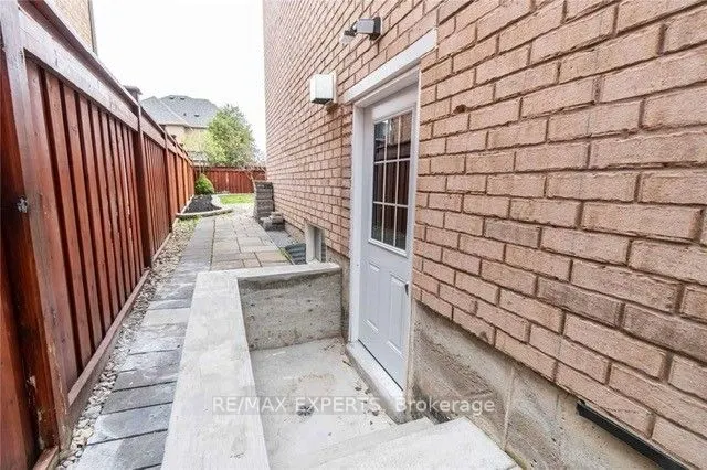 11 Amy Wood Road, #Bsmt