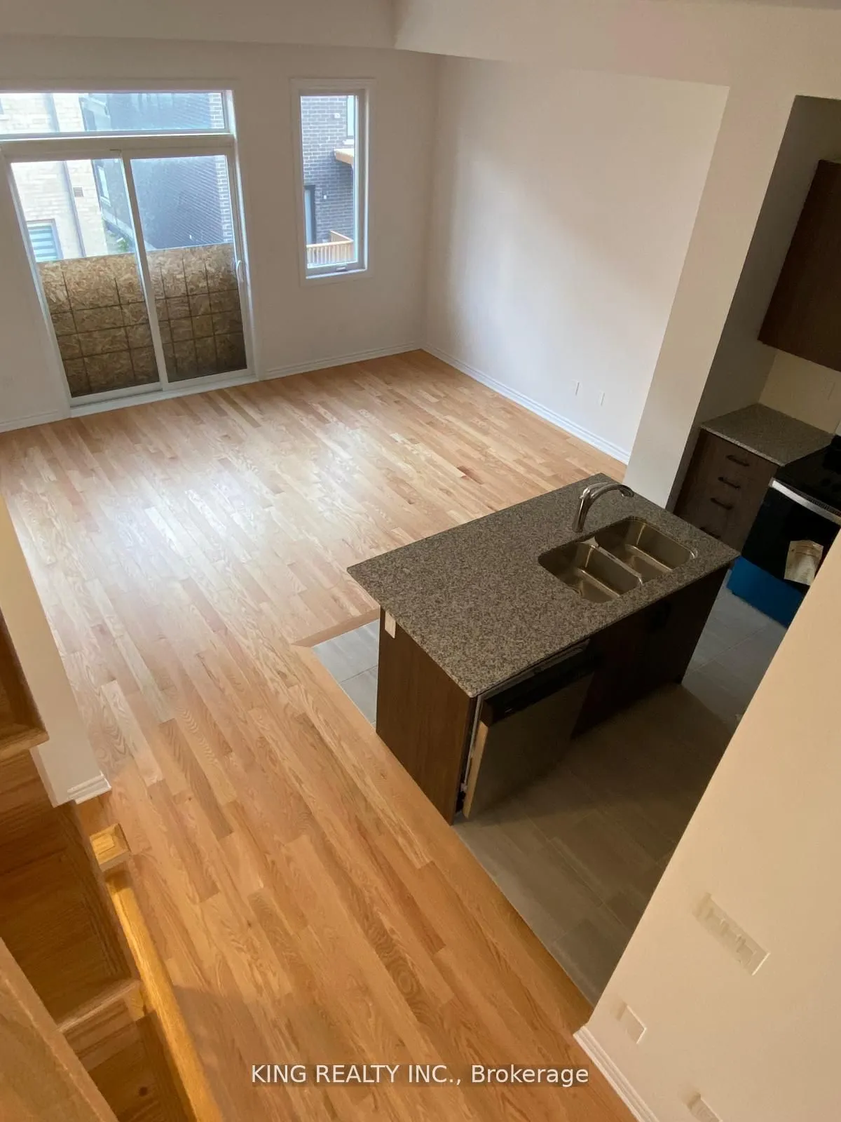 11 Quilico Road E