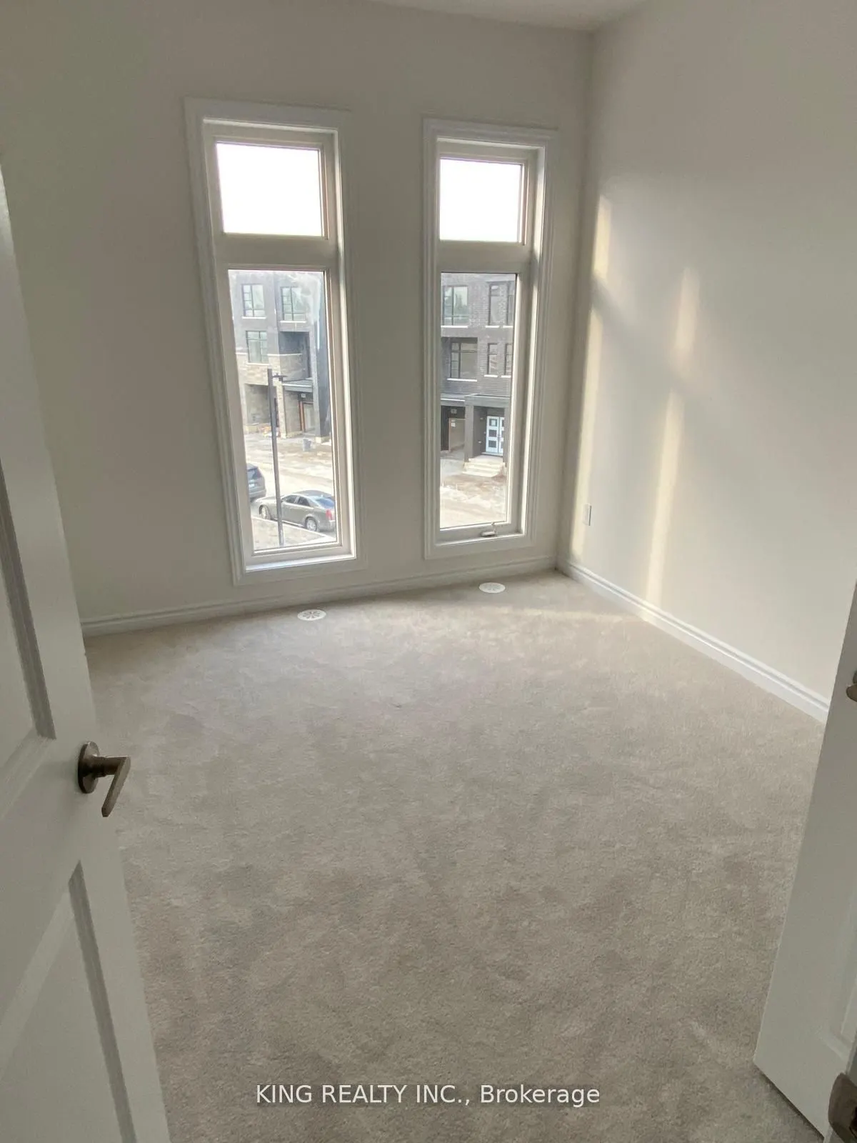 11 Quilico Road E