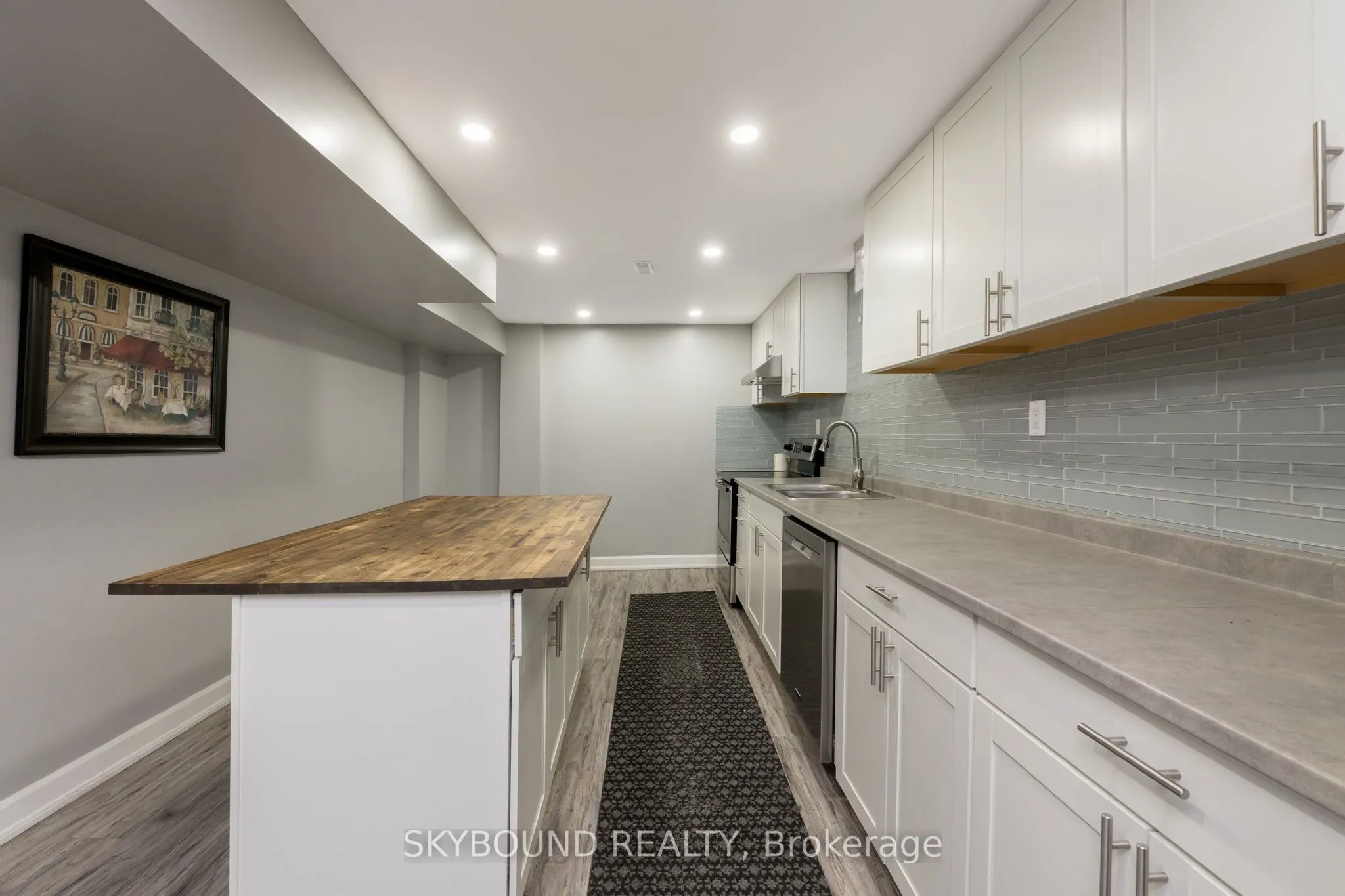 108 Zinnia Place