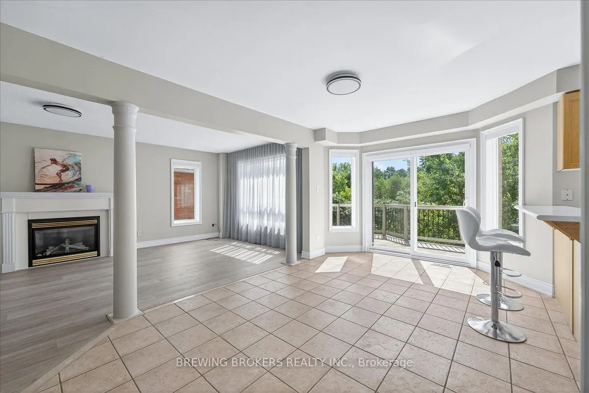 1067 Leslie Drive