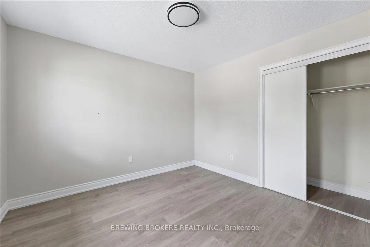 1067 Leslie Drive