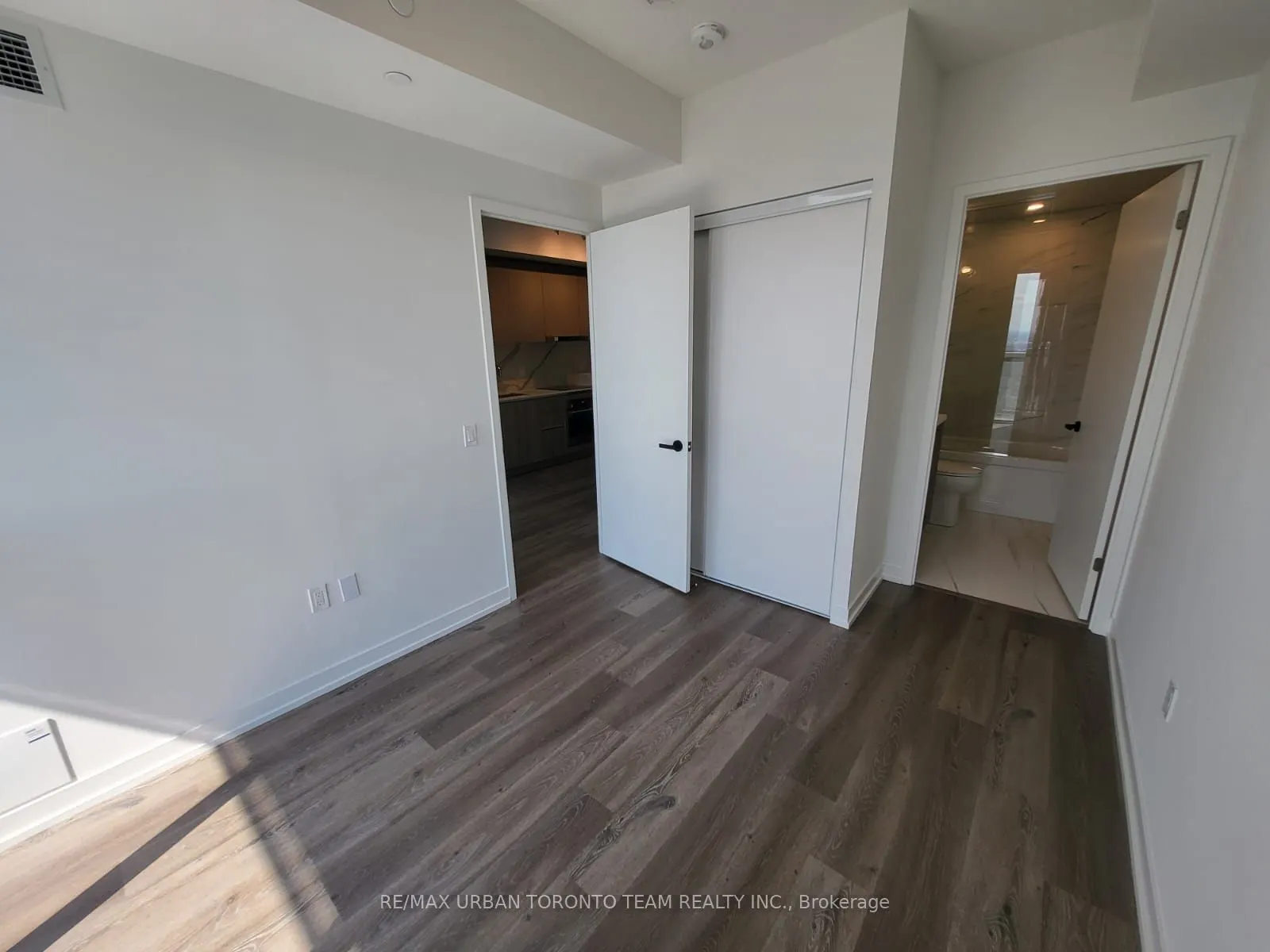 225 Commerce Street, #4908