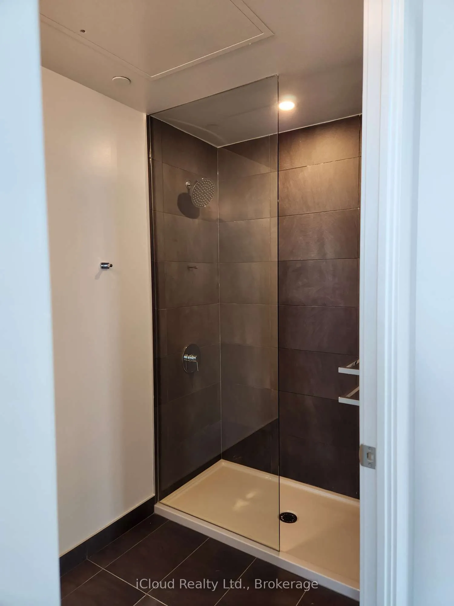 1000 Portage Parkway, #310