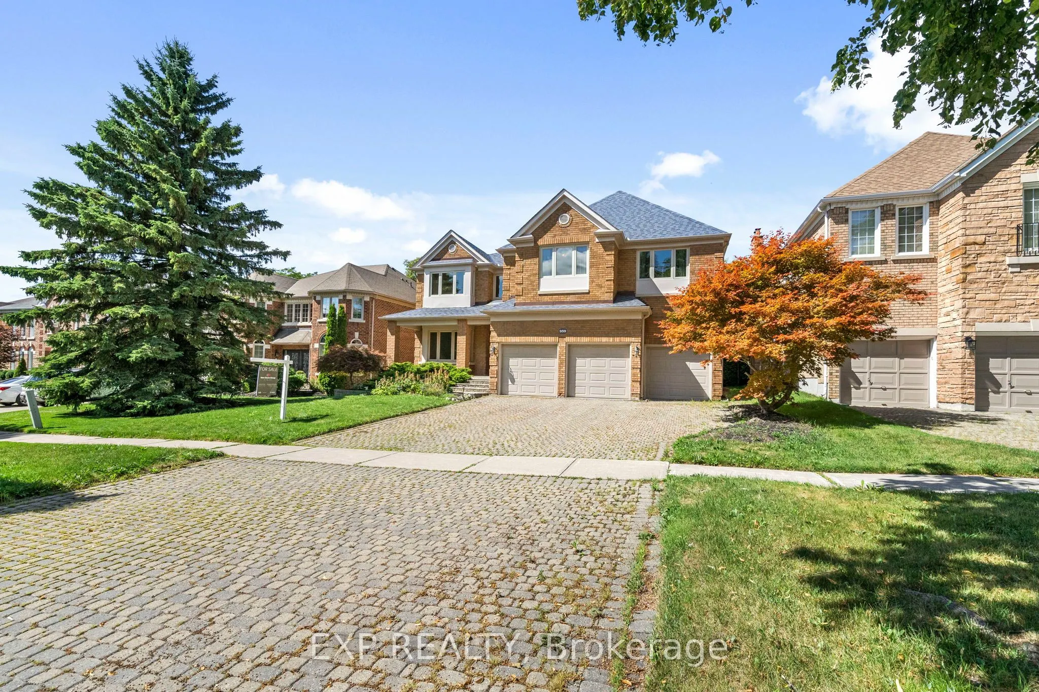 959 Lockwood Circle