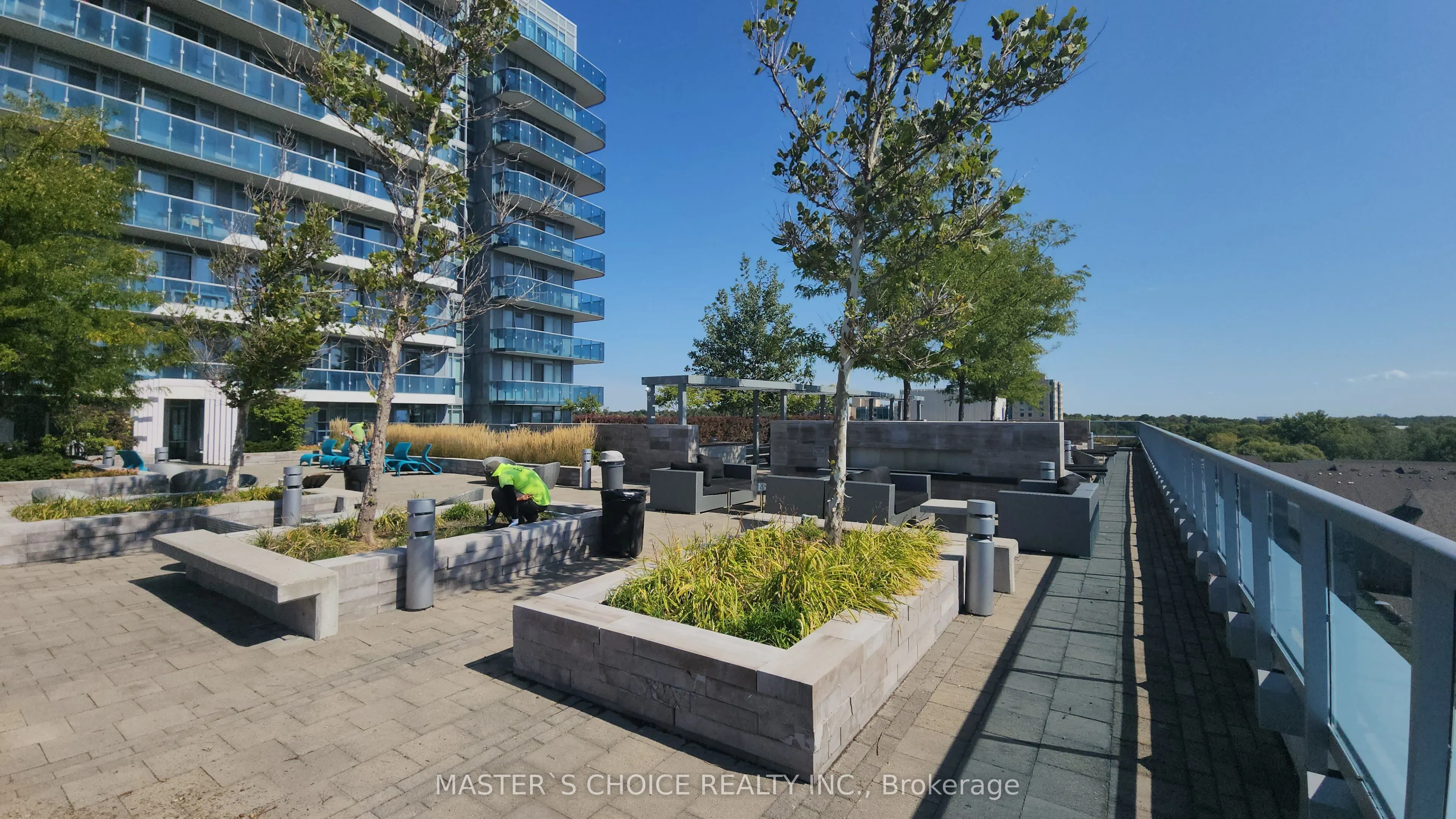 9471 Yonge Street, #920