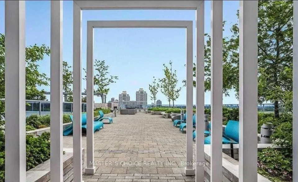 9471 Yonge Street, #920