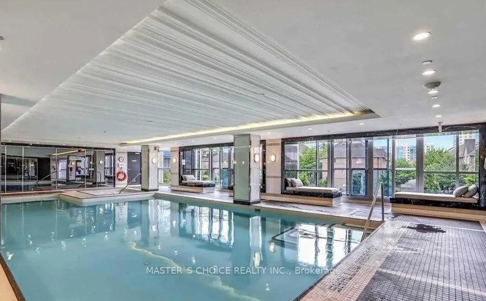 9471 Yonge Street, #920