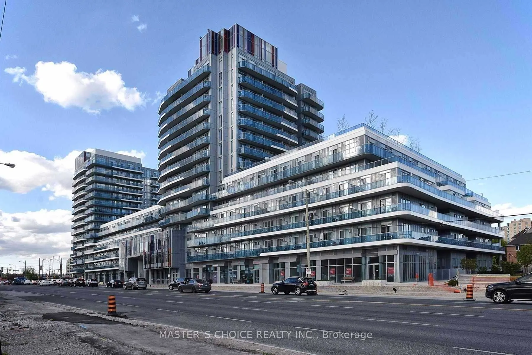9471 Yonge Street, #920