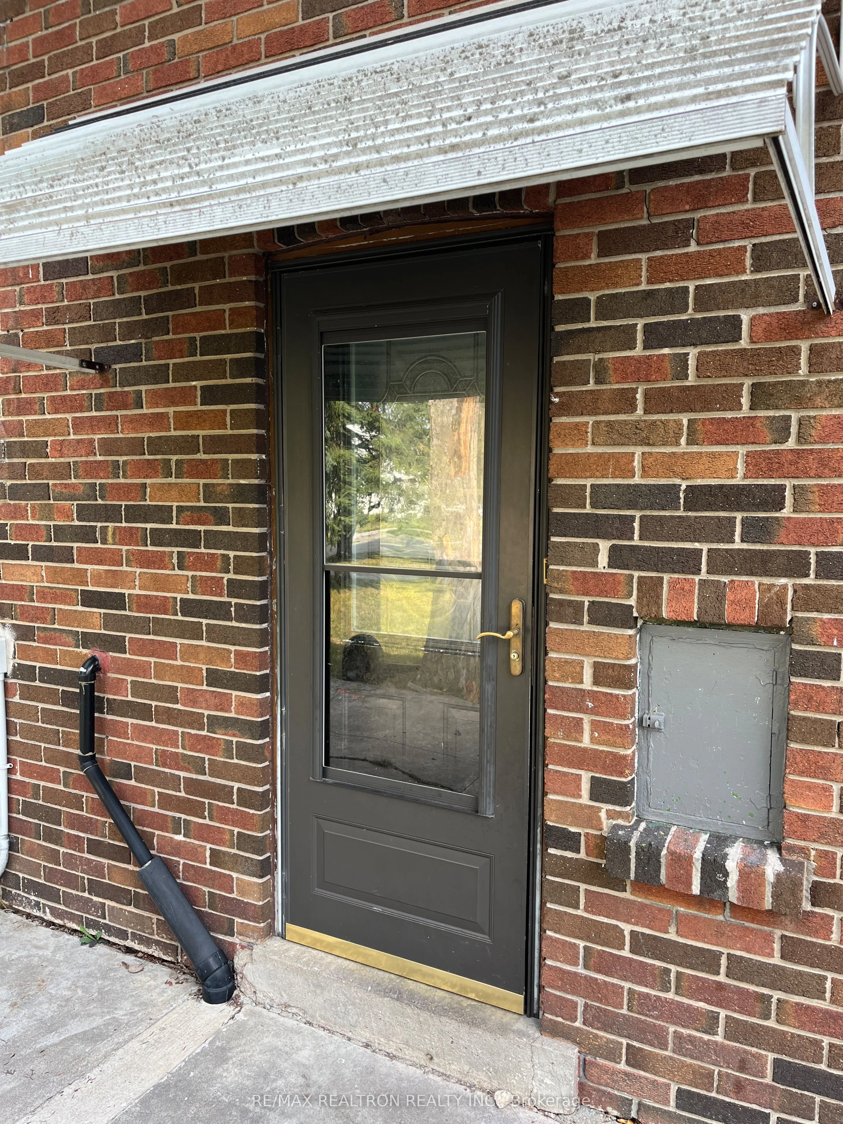 20 Wales Avenue W, #Basement