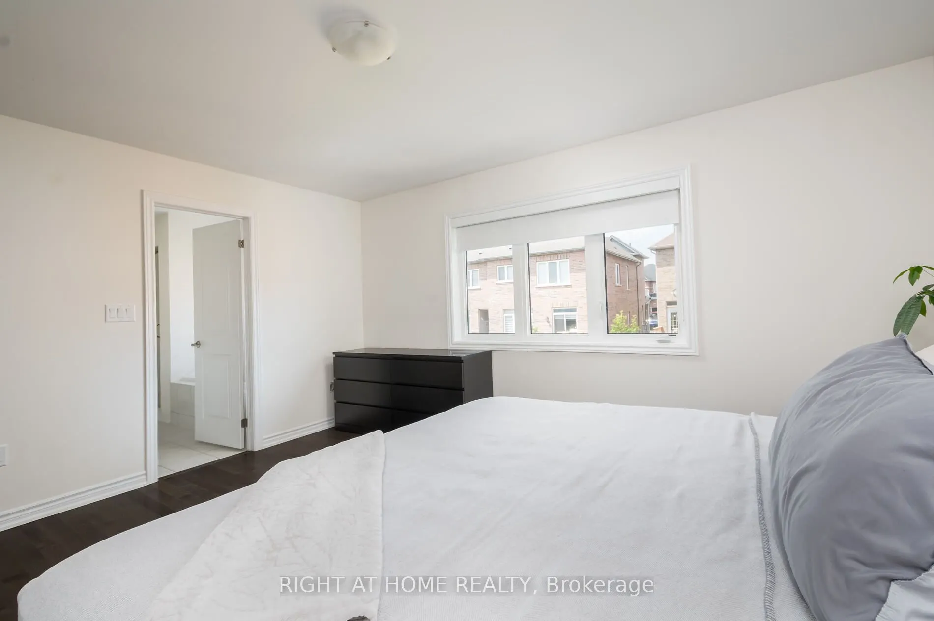 2191 Grainger Loop