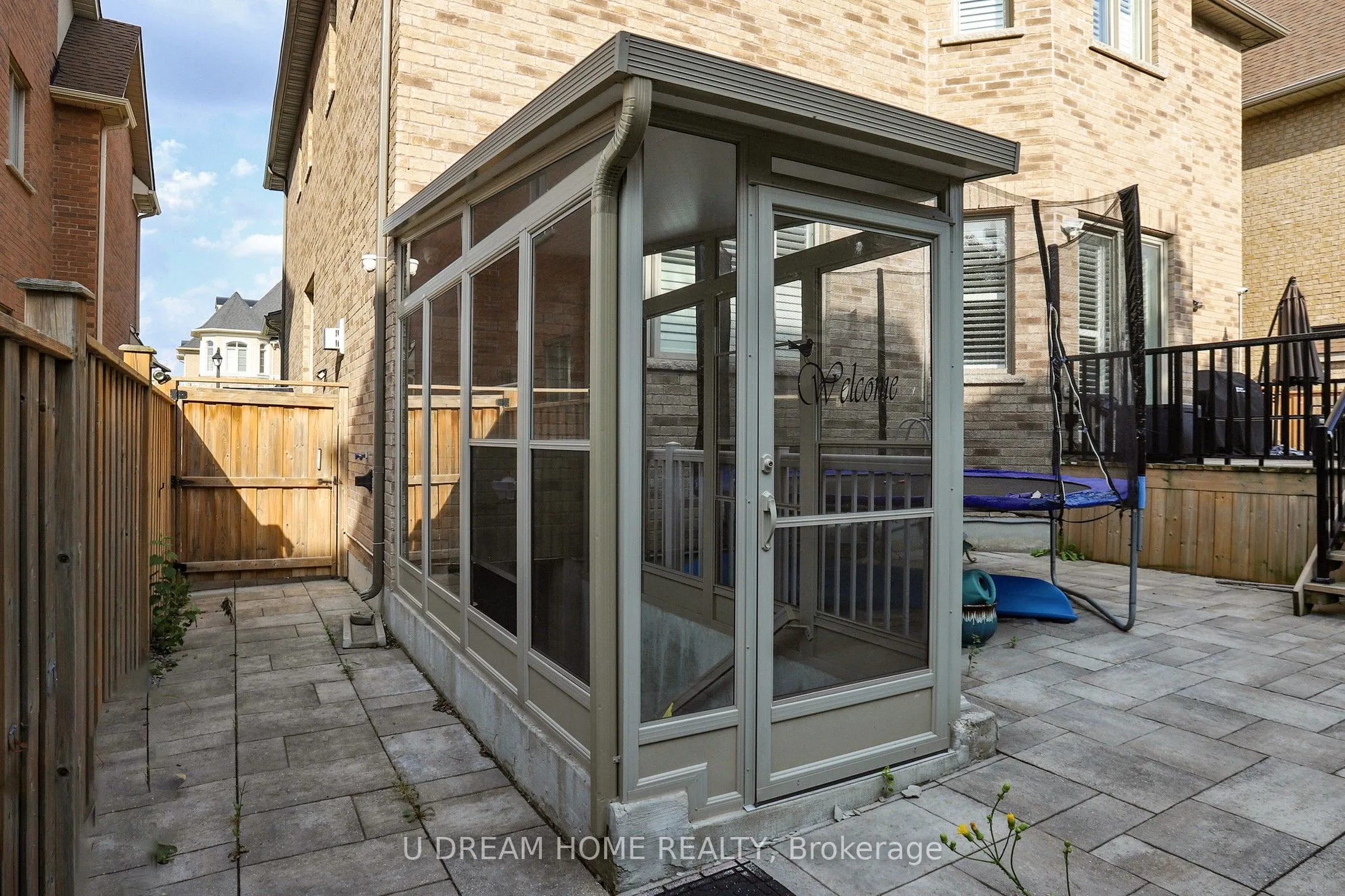 20 Giardina Crescent
