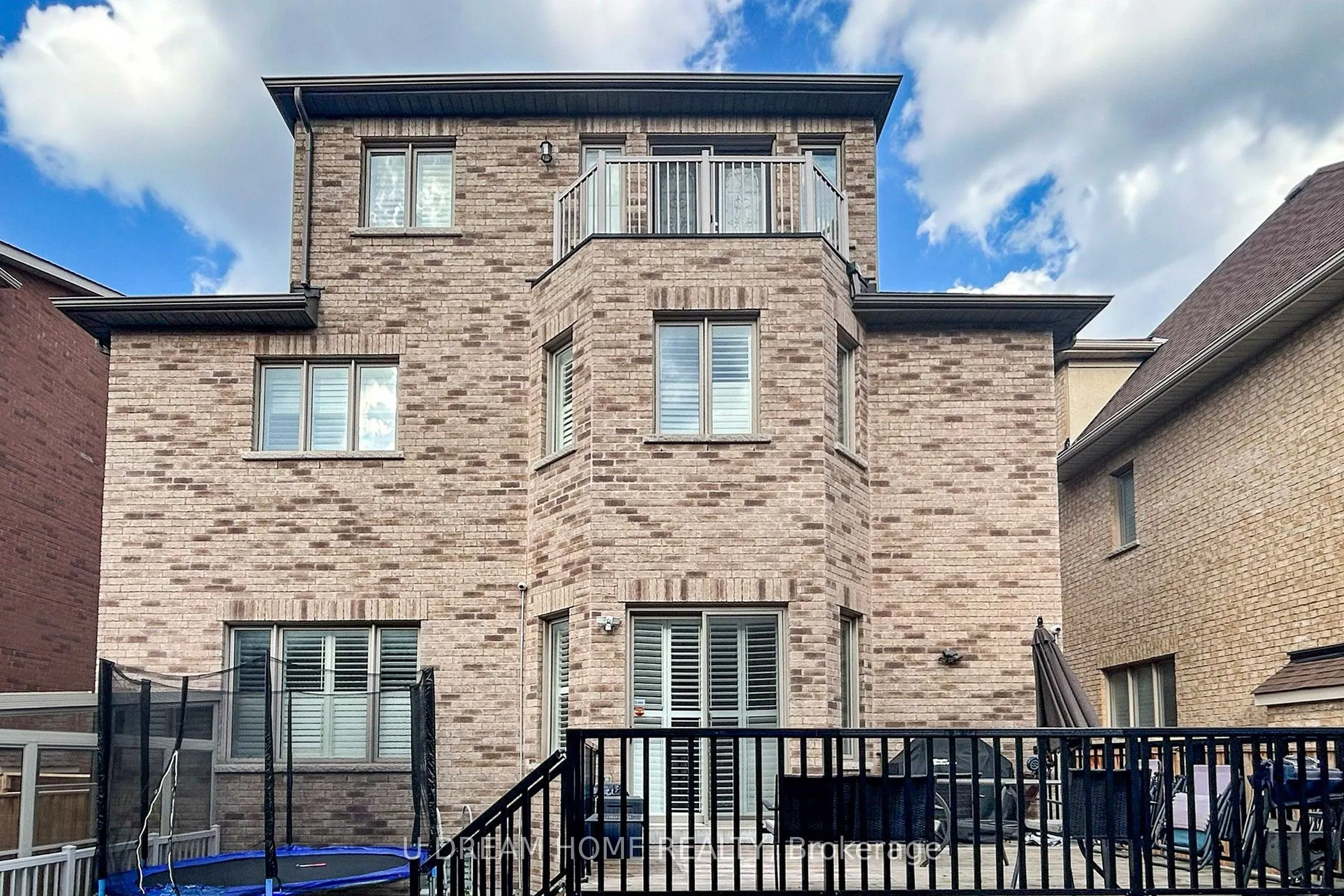 20 Giardina Crescent