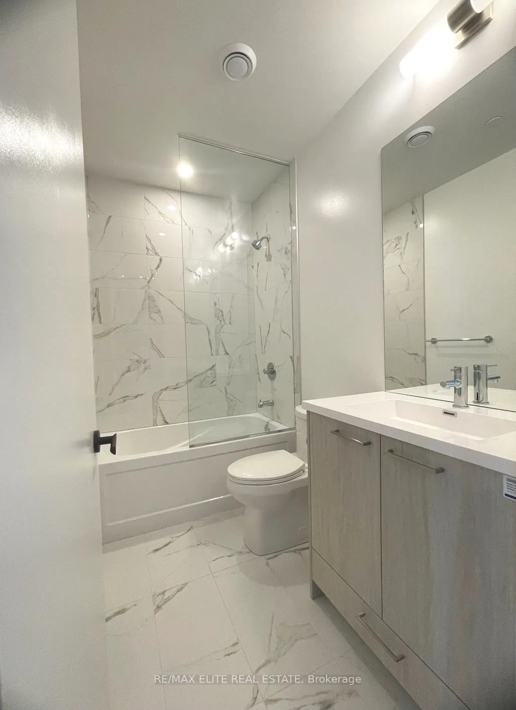 28 Interchange Way, #3102