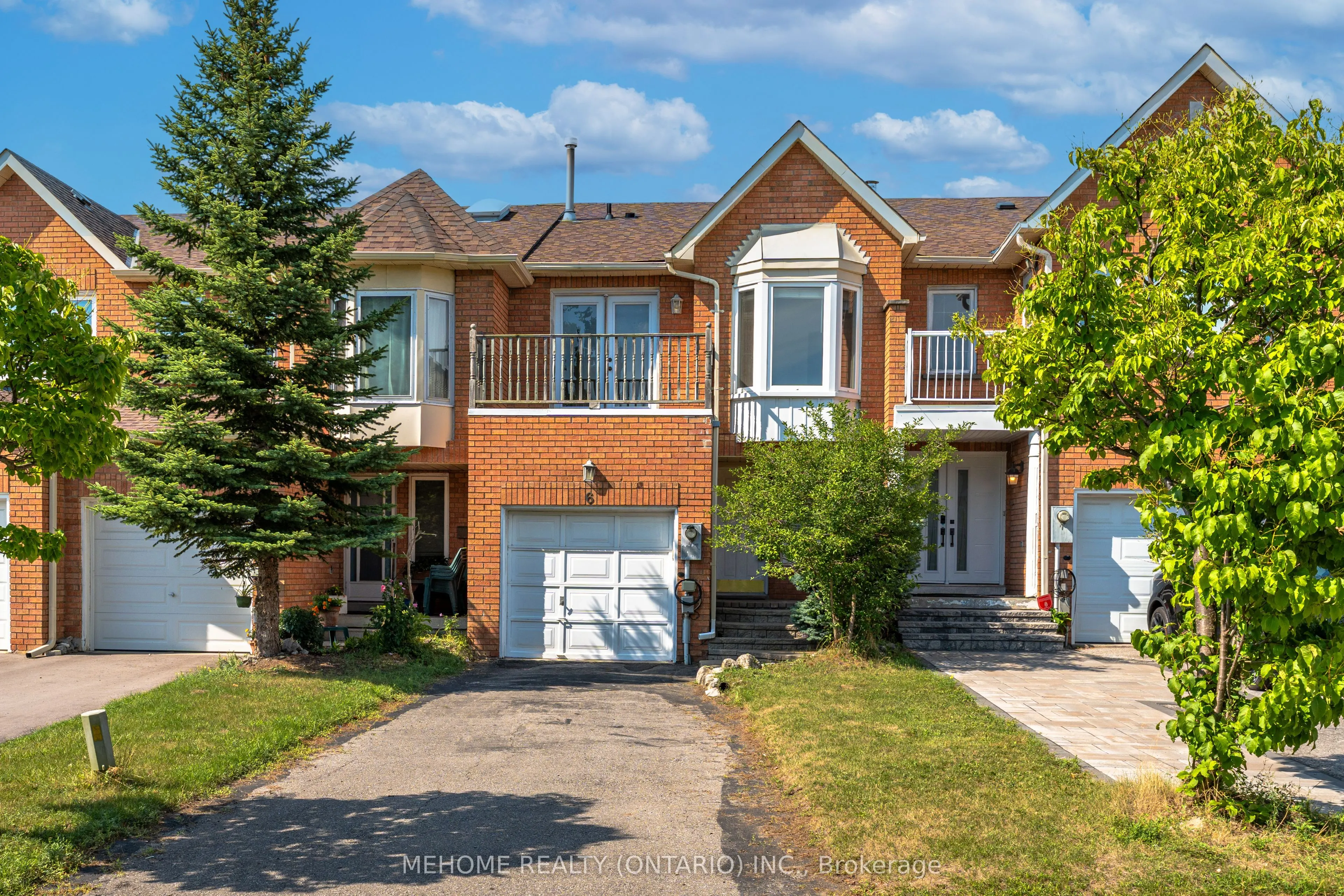 6 Thames Court