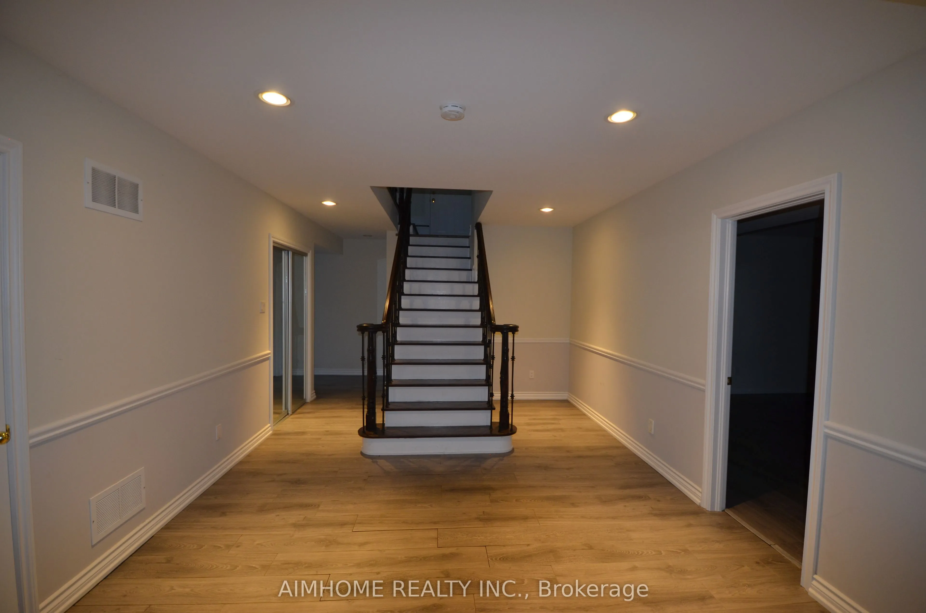 6 Chiavatti Drive