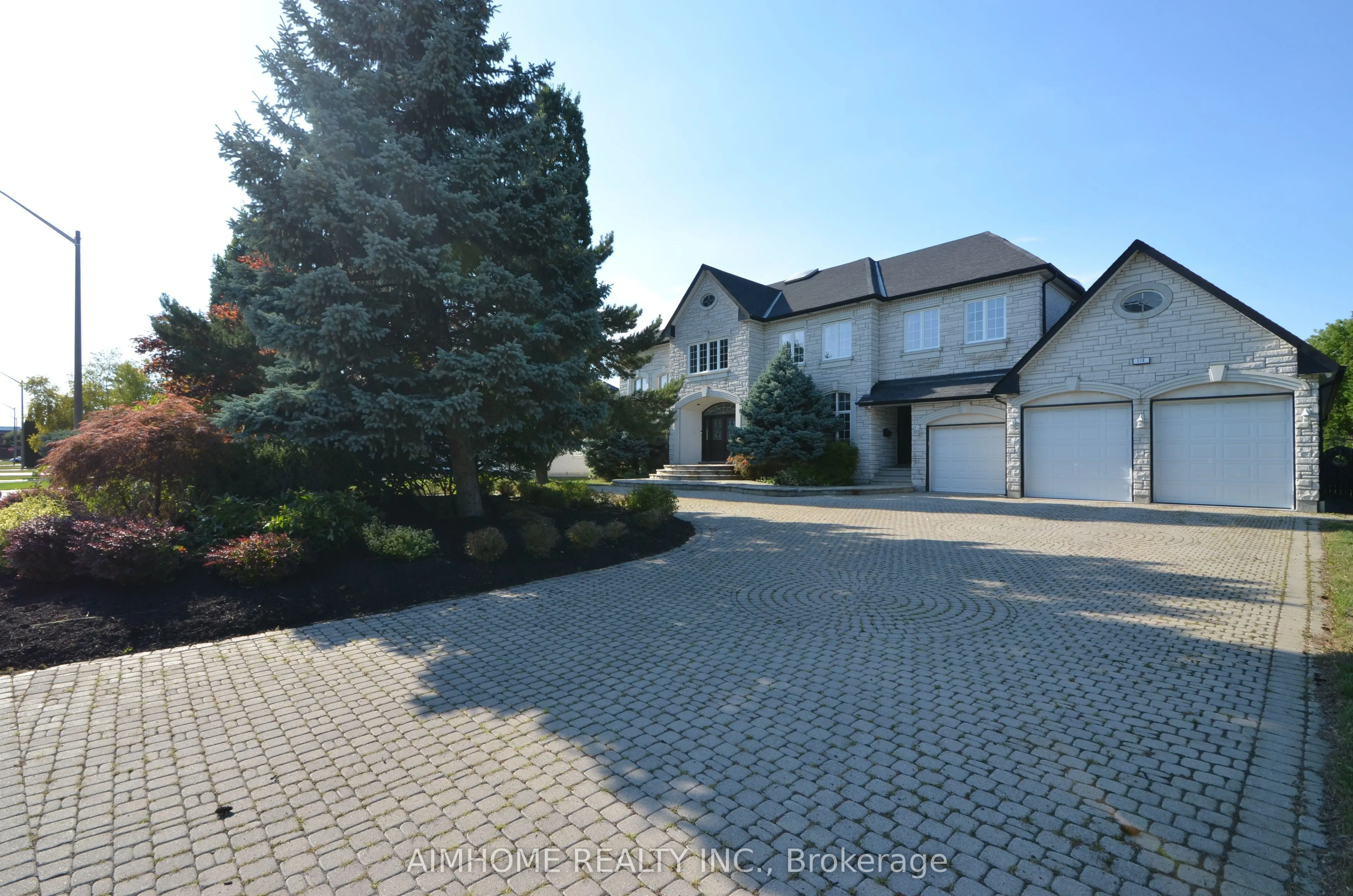 6 Chiavatti Drive