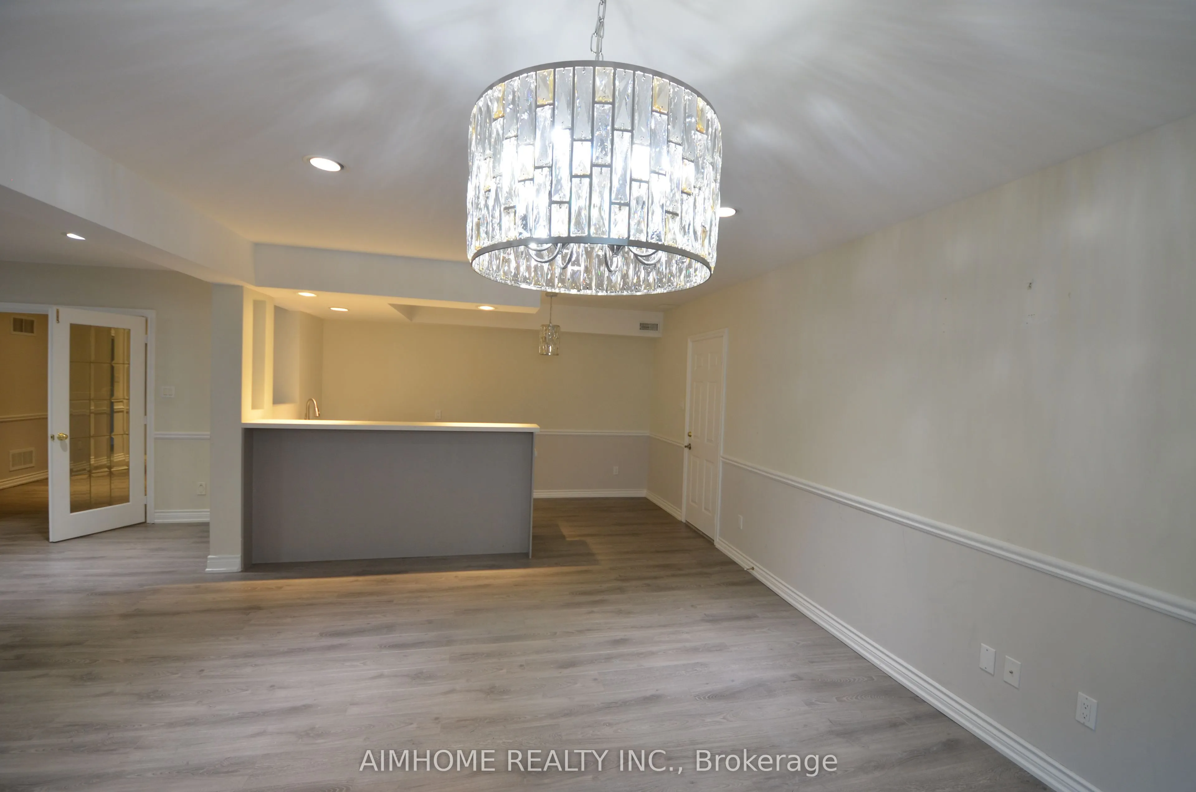 6 Chiavatti Drive