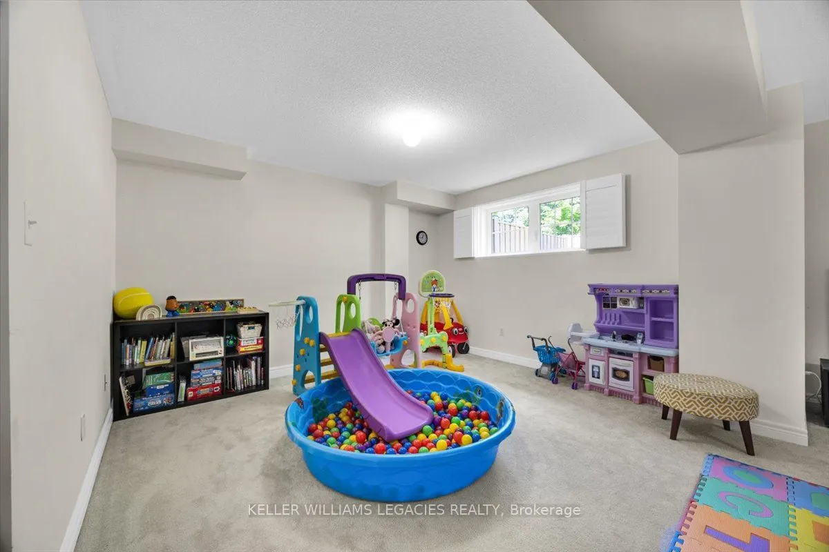 208 Greenwood Road