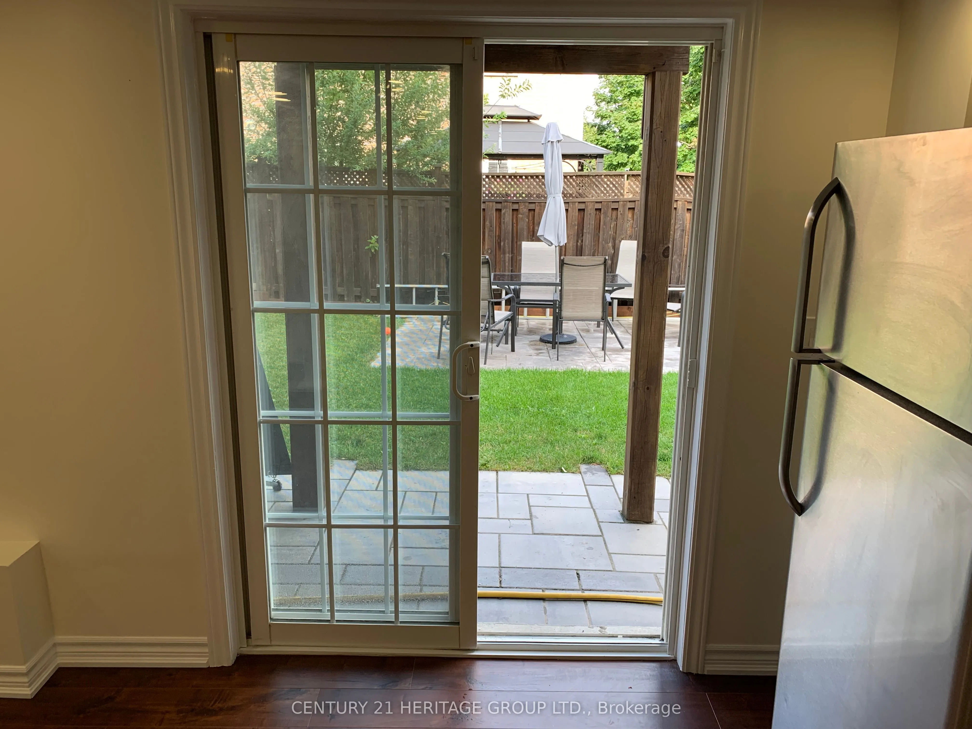 331 Spruce Grove Crescent