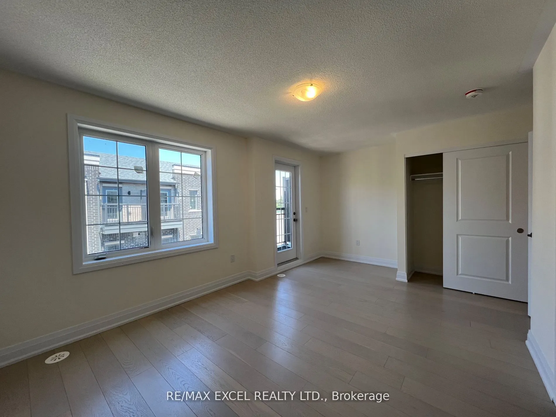 42 Clippers Crescent