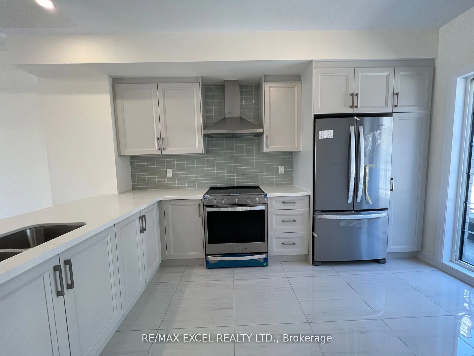 42 Clippers Crescent