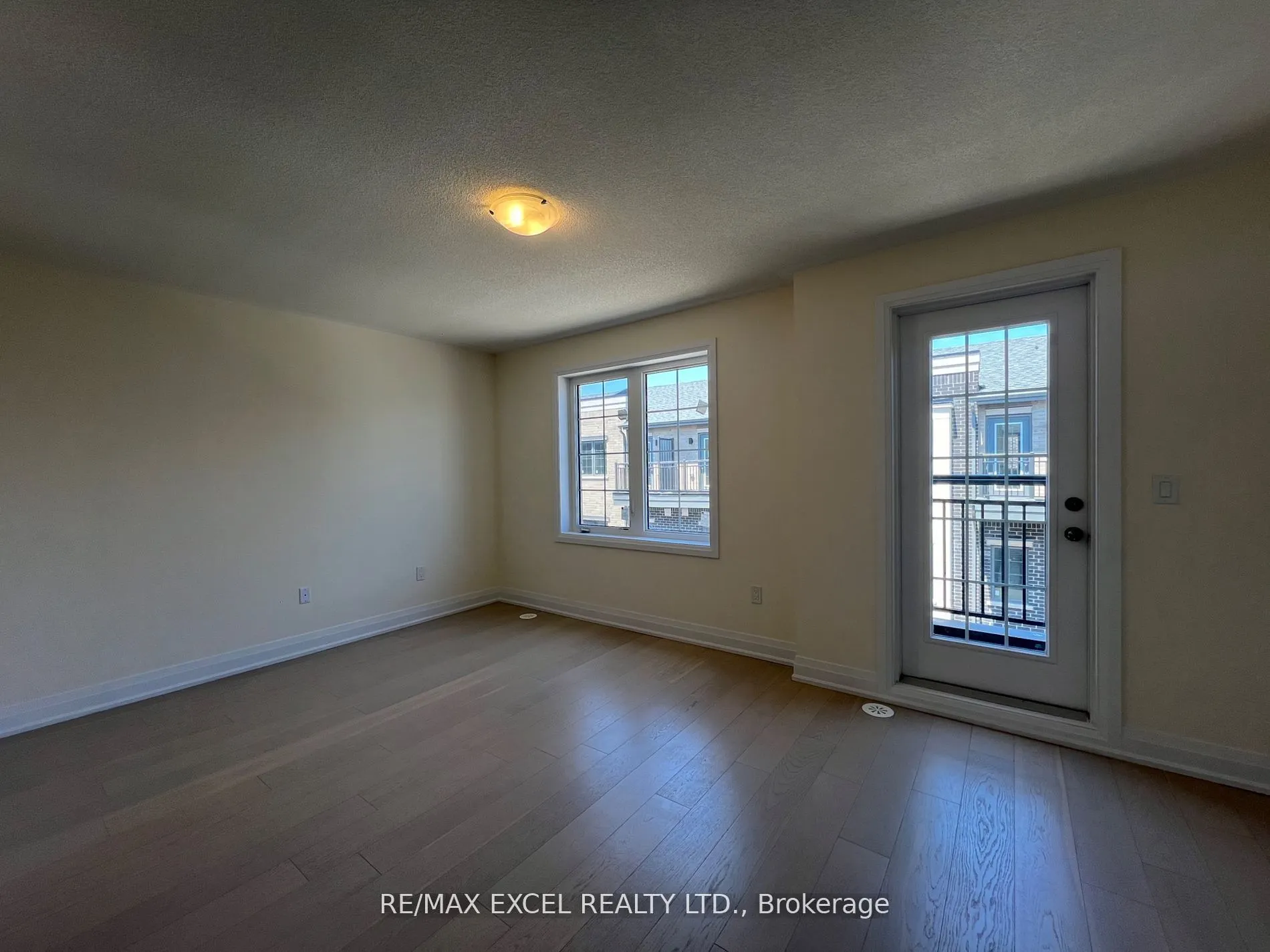 42 Clippers Crescent