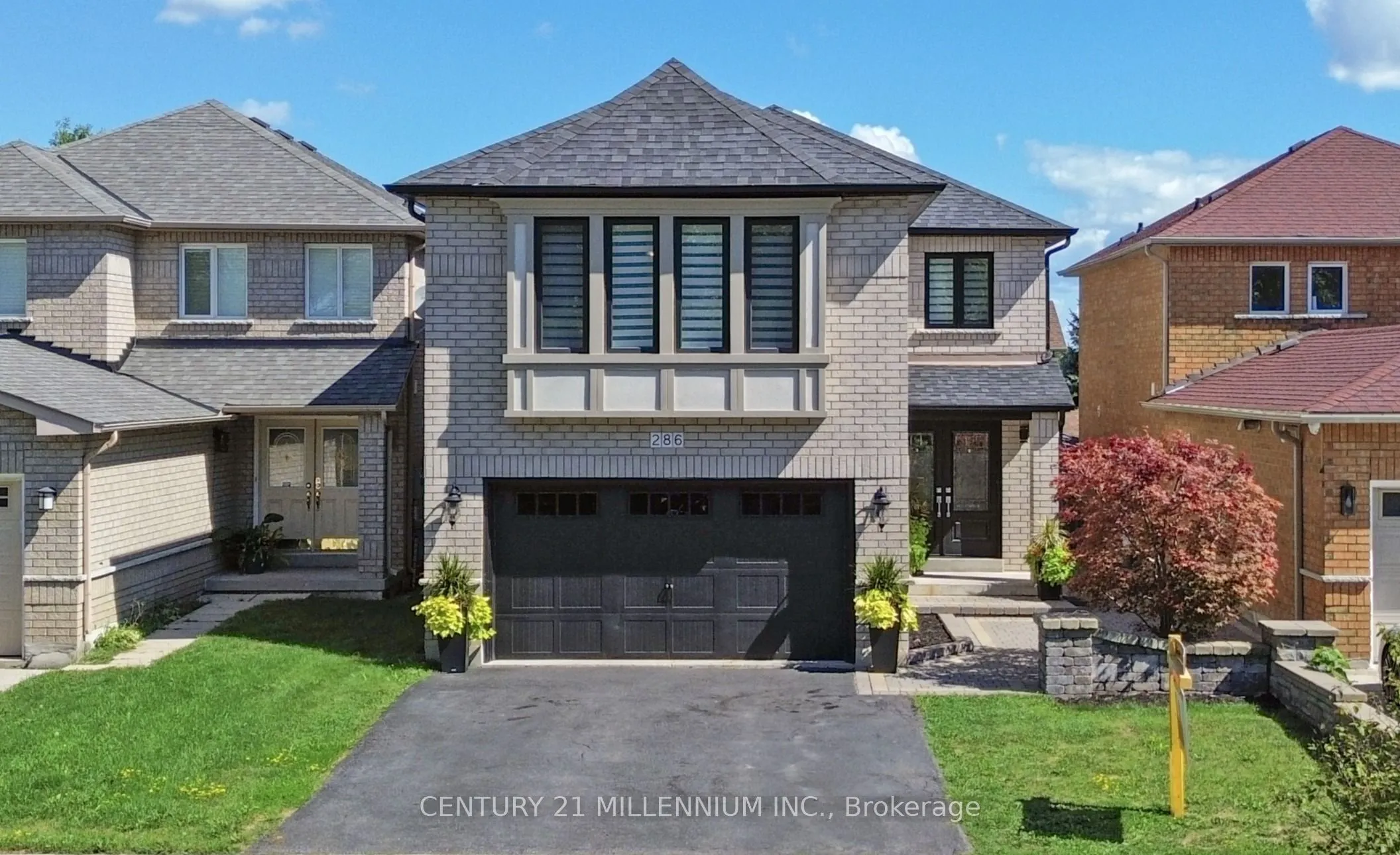 286 Royalpark Way