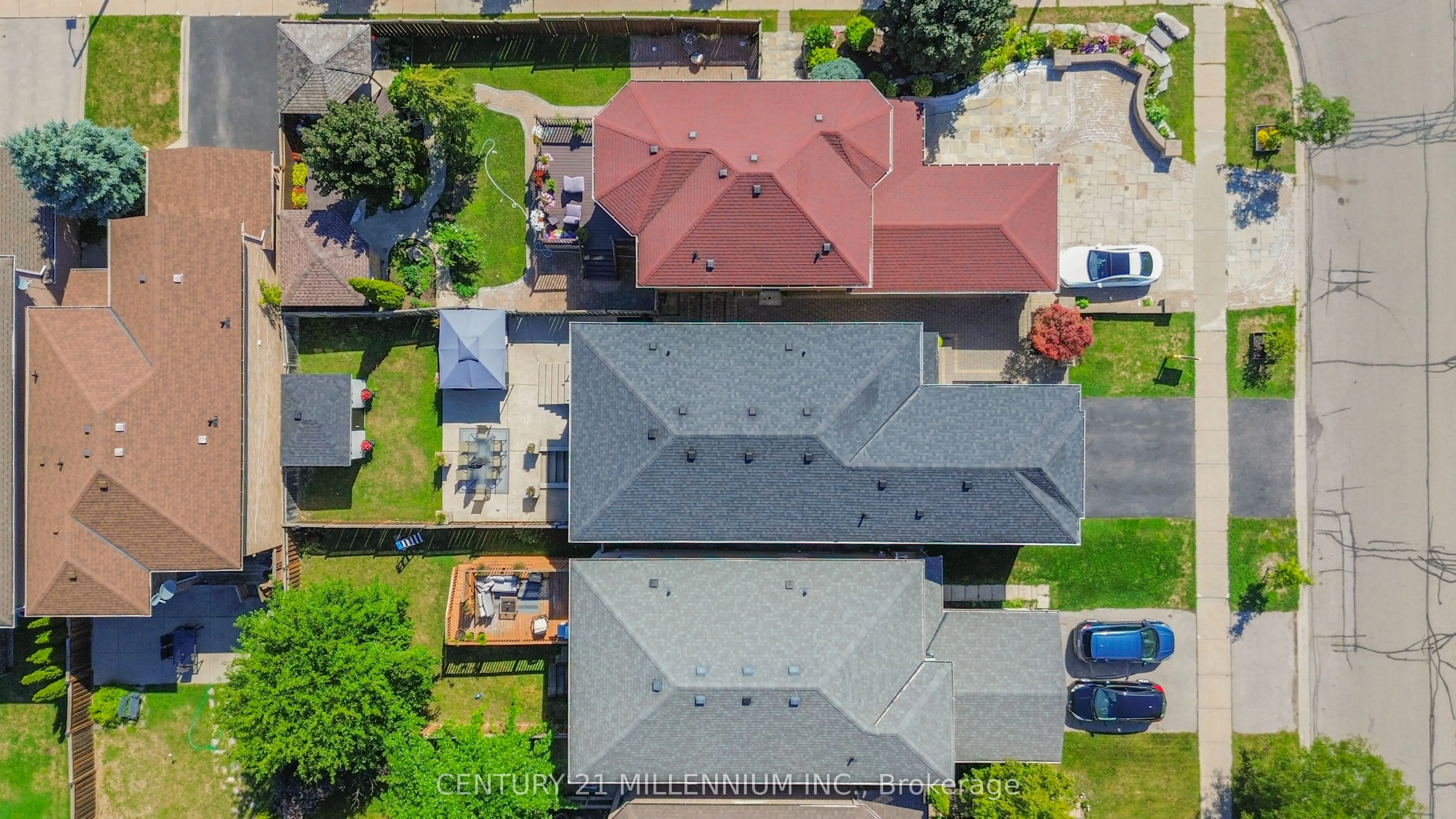 286 Royalpark Way