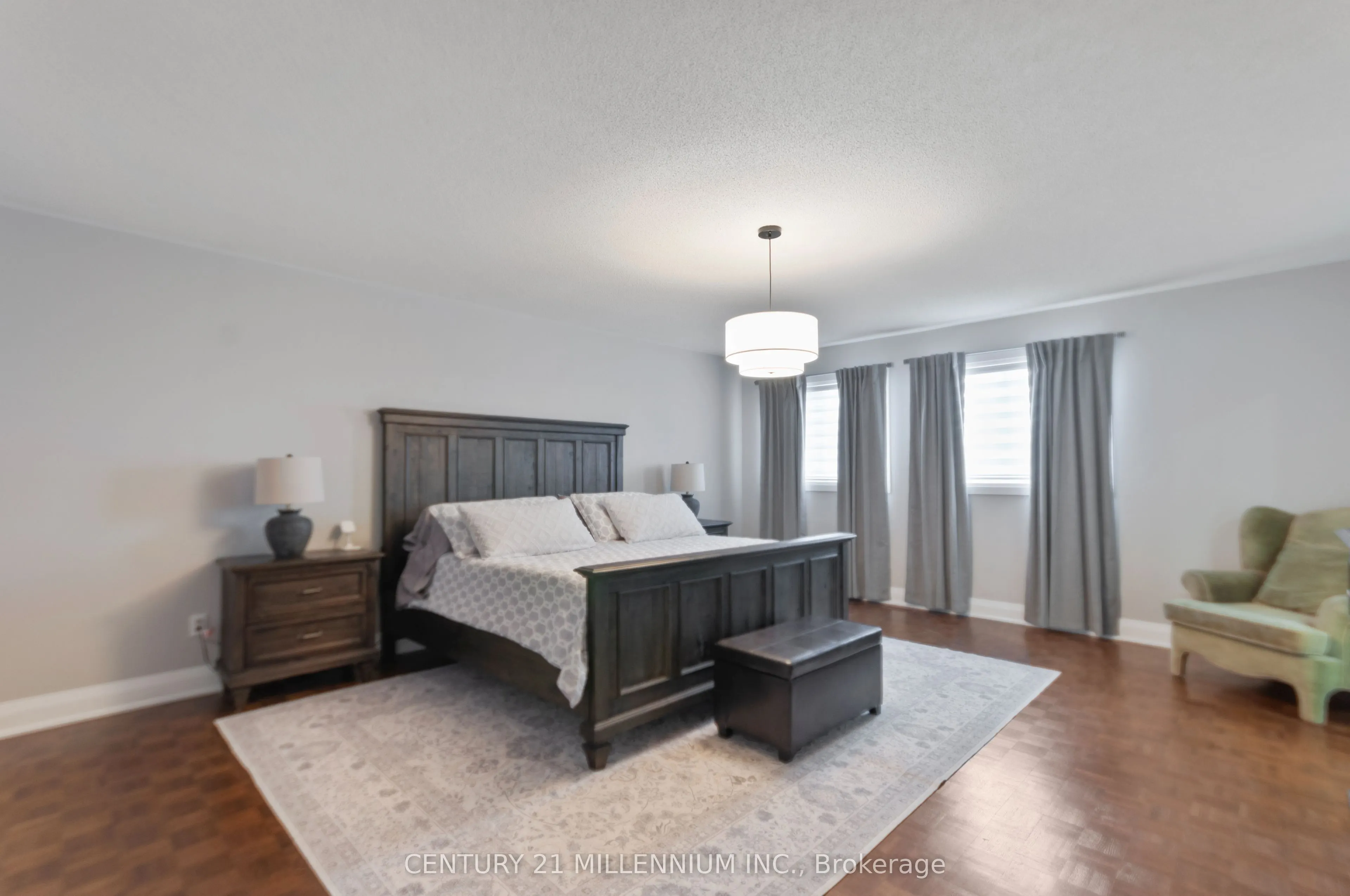 286 Royalpark Way