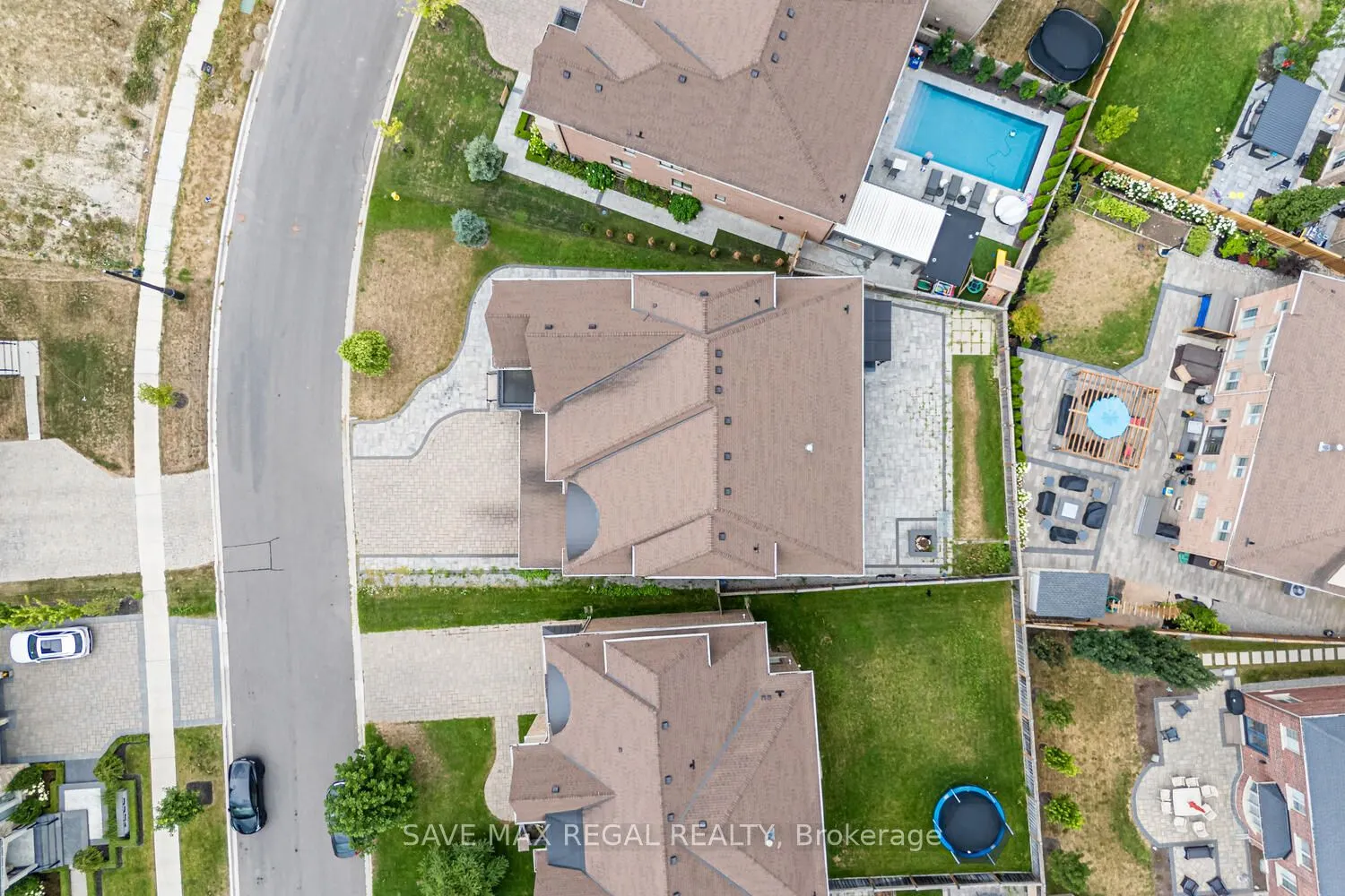 376 Torrey Pines Road