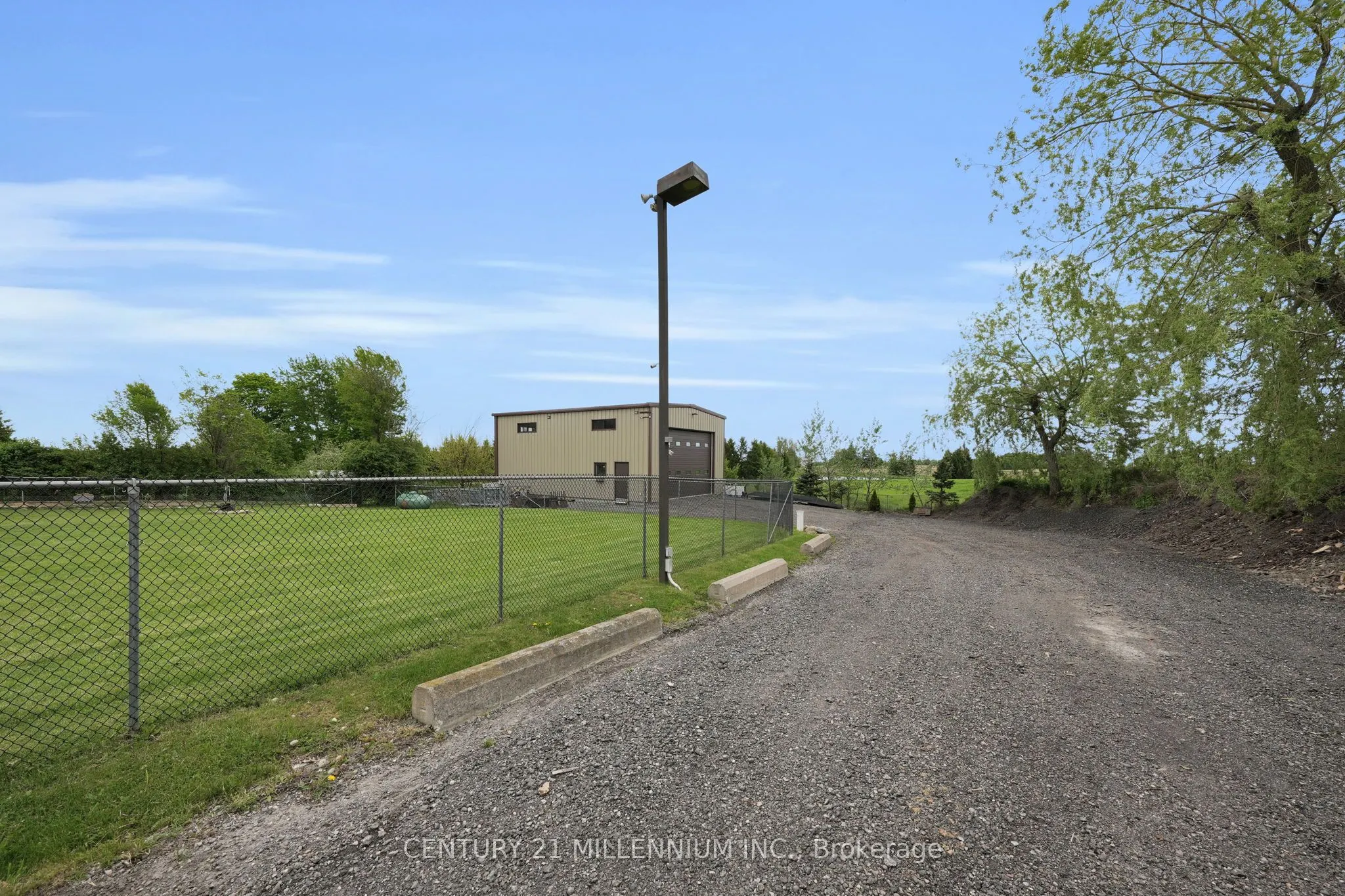 5995 17th Side Road