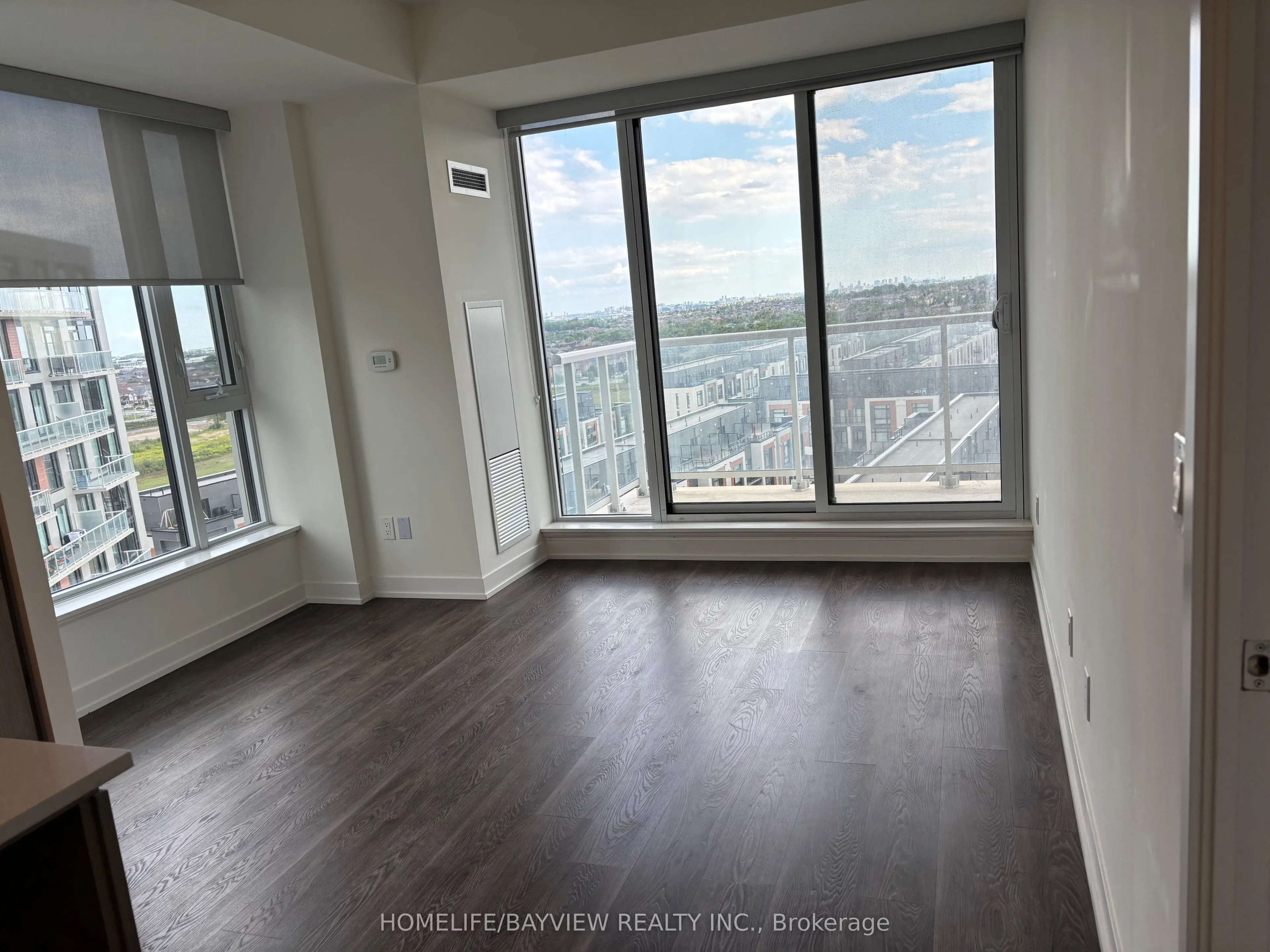 2 David Eyer Road, #930