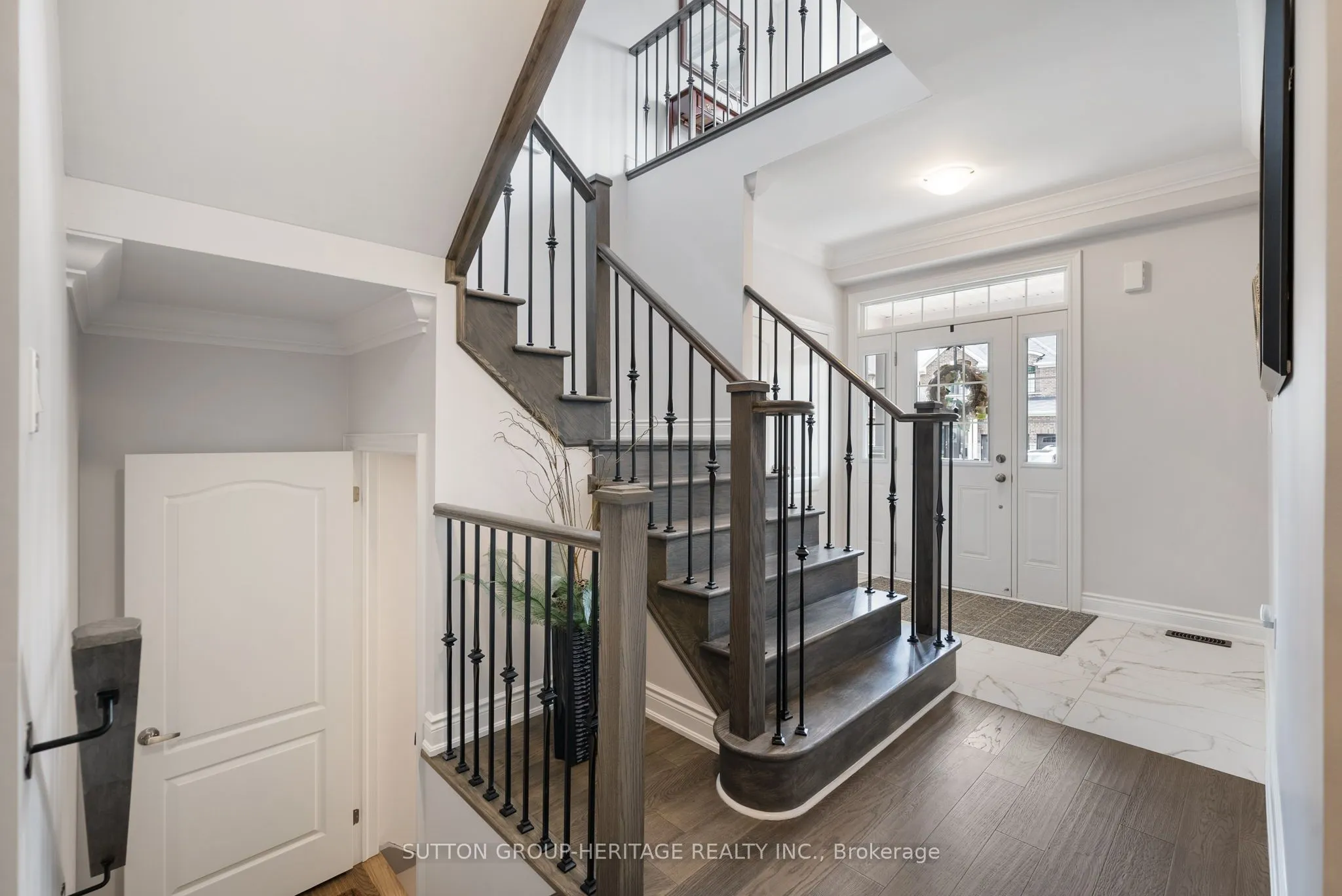 54 Robb Thompson Road