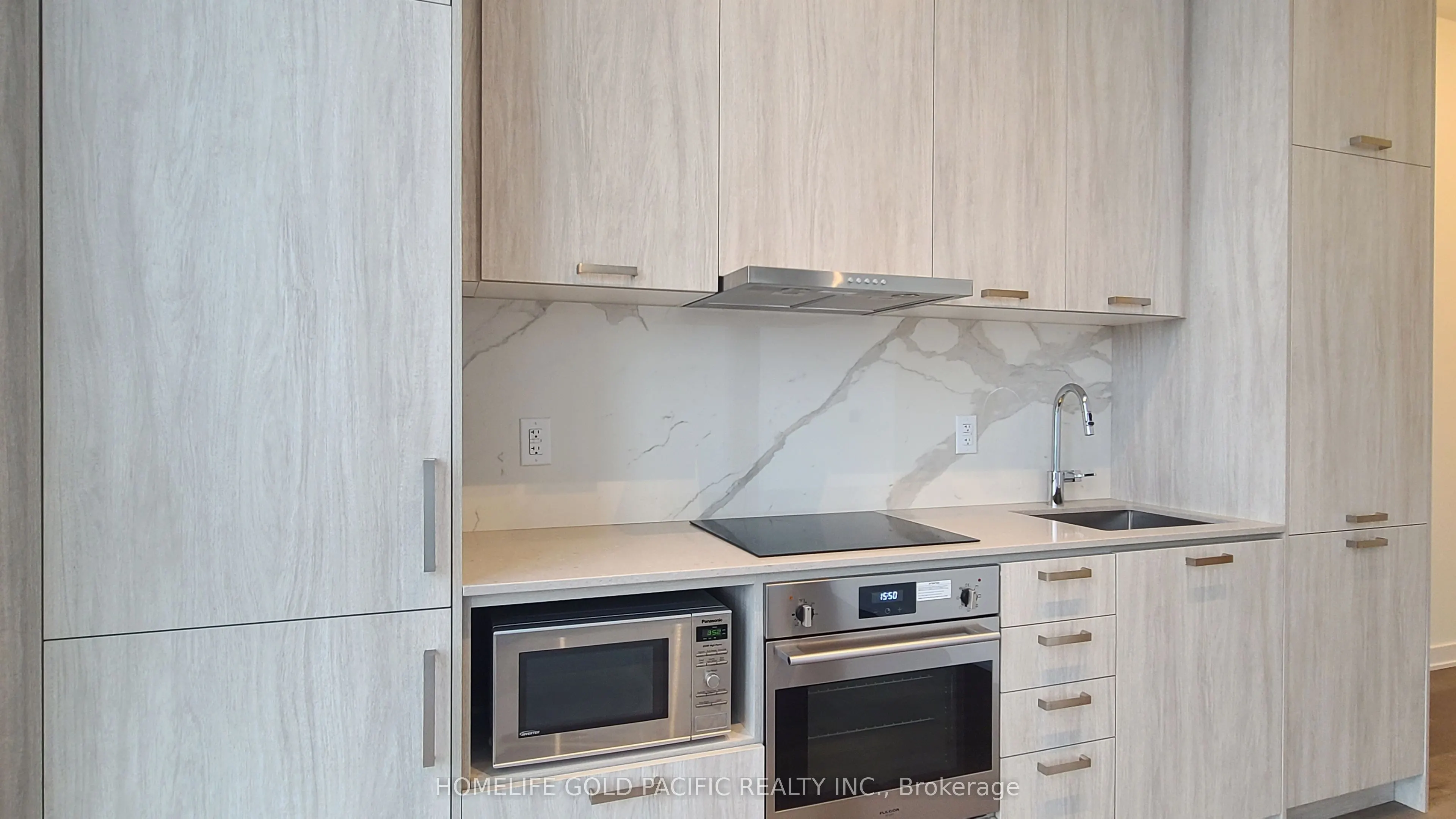 10 Honeycrisp Crescent, #1808