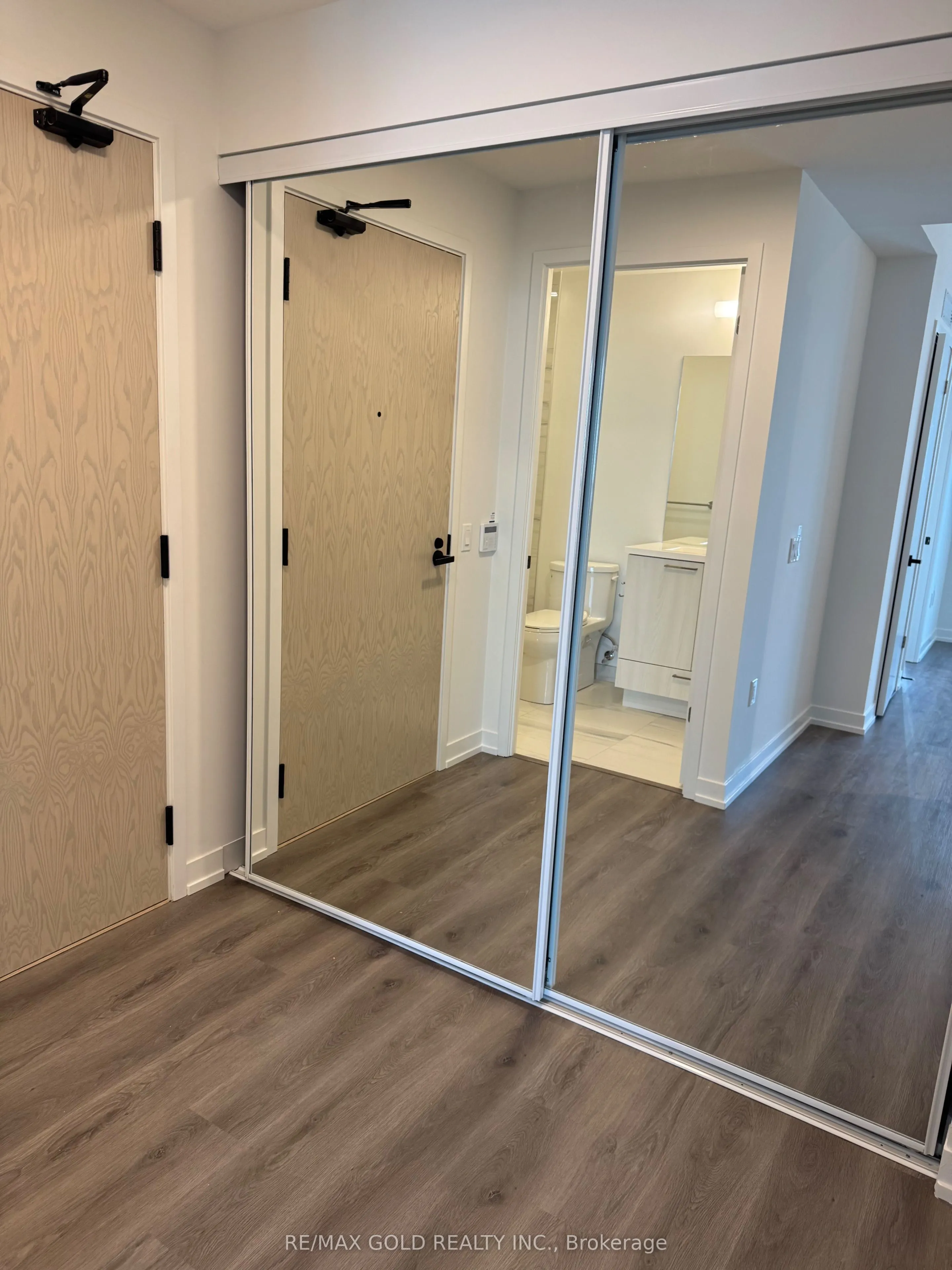 225 Commerce Street, #4101