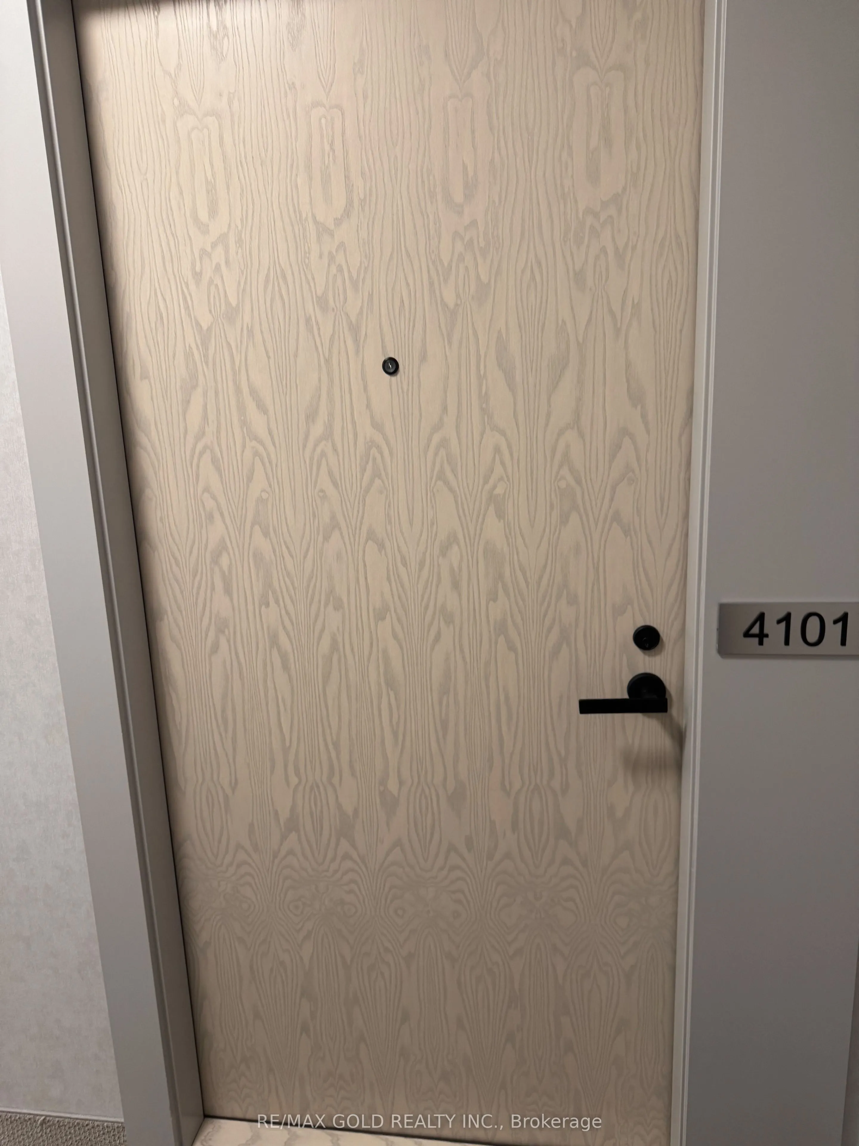 225 Commerce Street, #4101